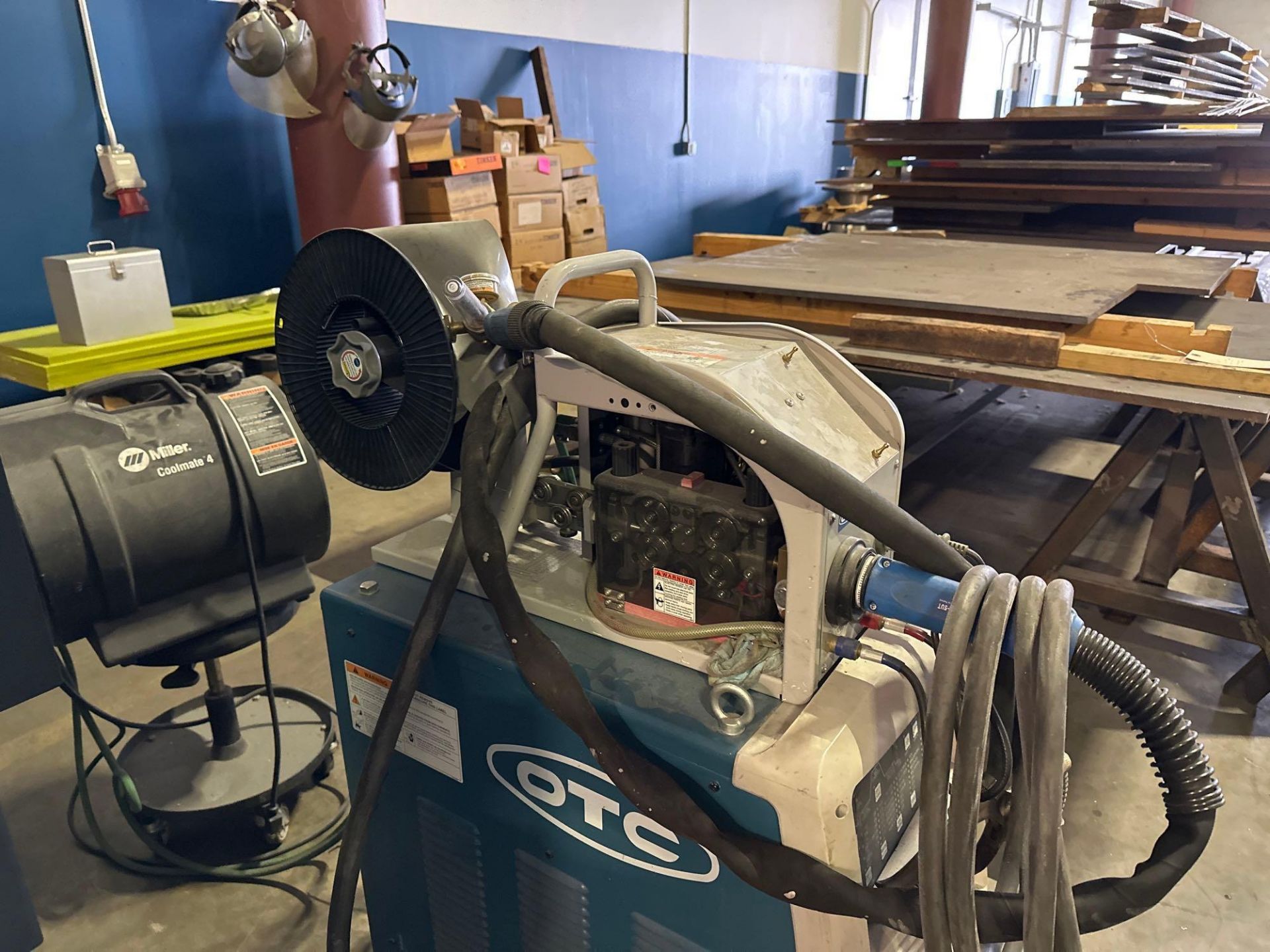 OTC P500 Welder with Wire Feed - Image 10 of 15