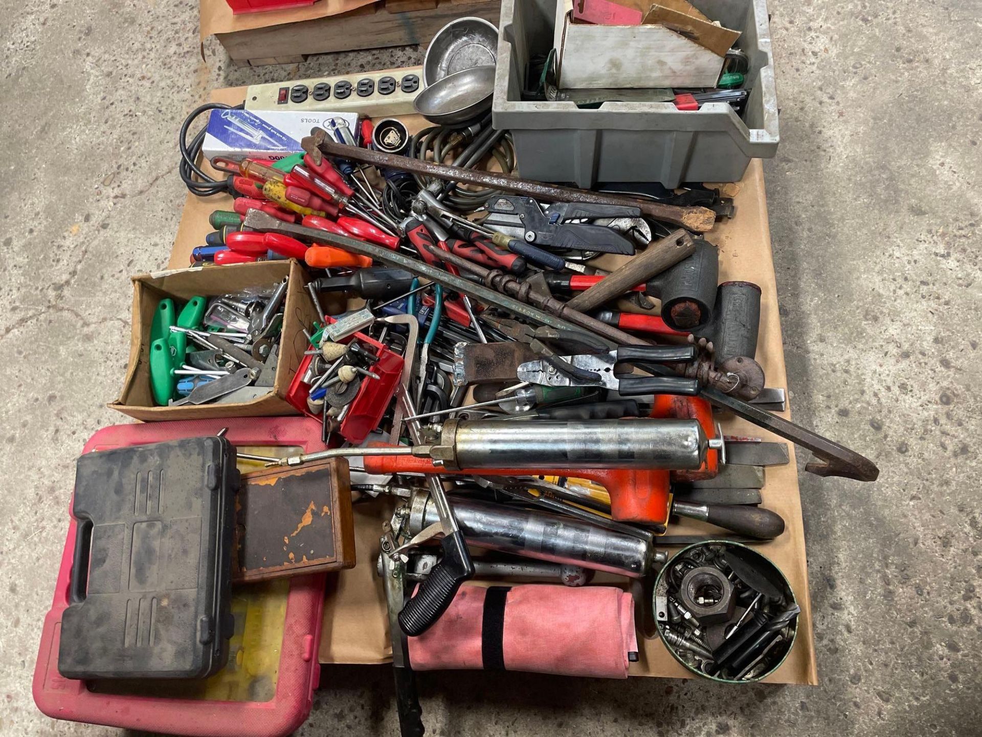 Pallet of Miscellaneous Shop Tools