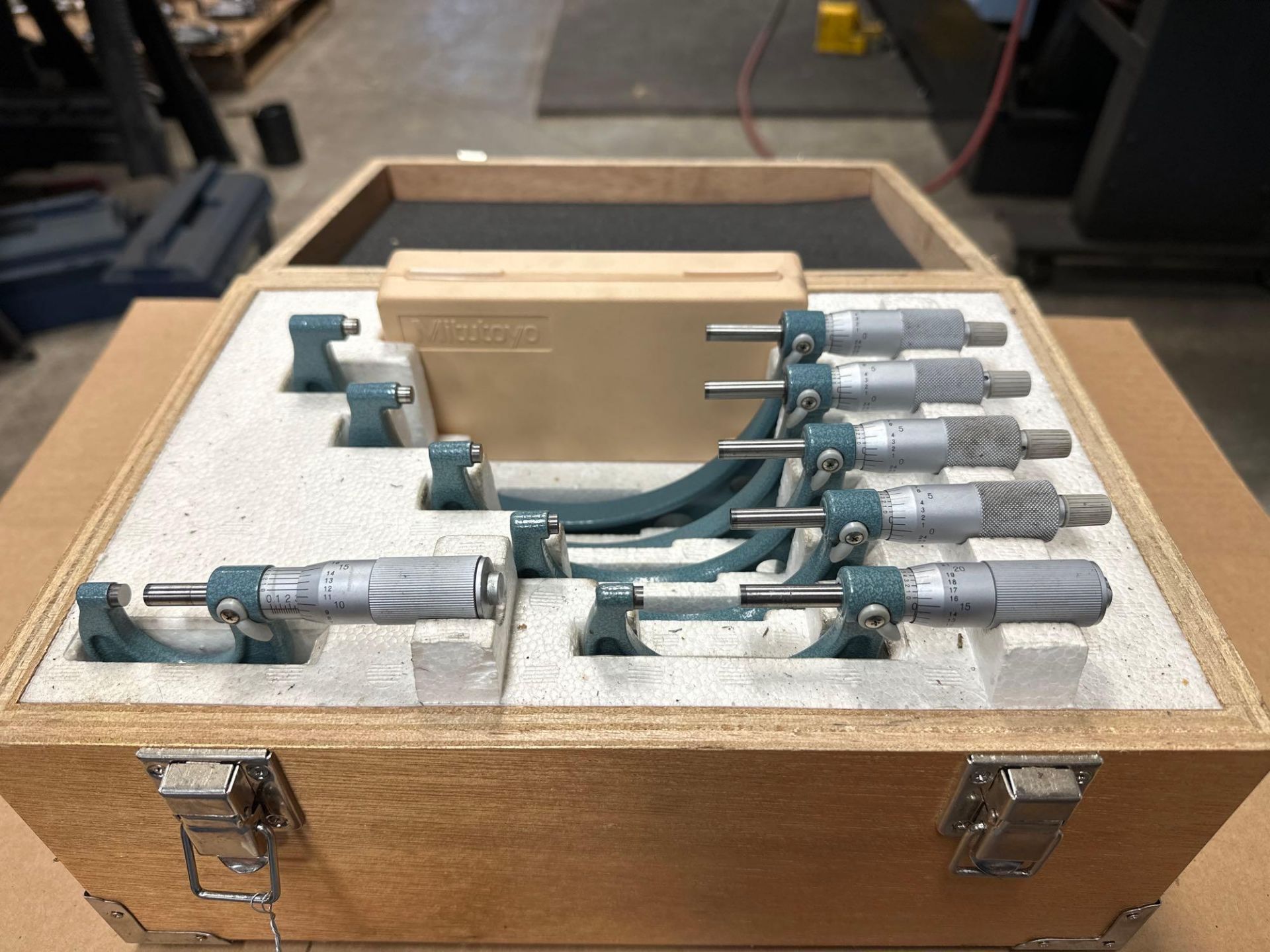 Mitutoyo O.D Micrometer Set - Image 6 of 6