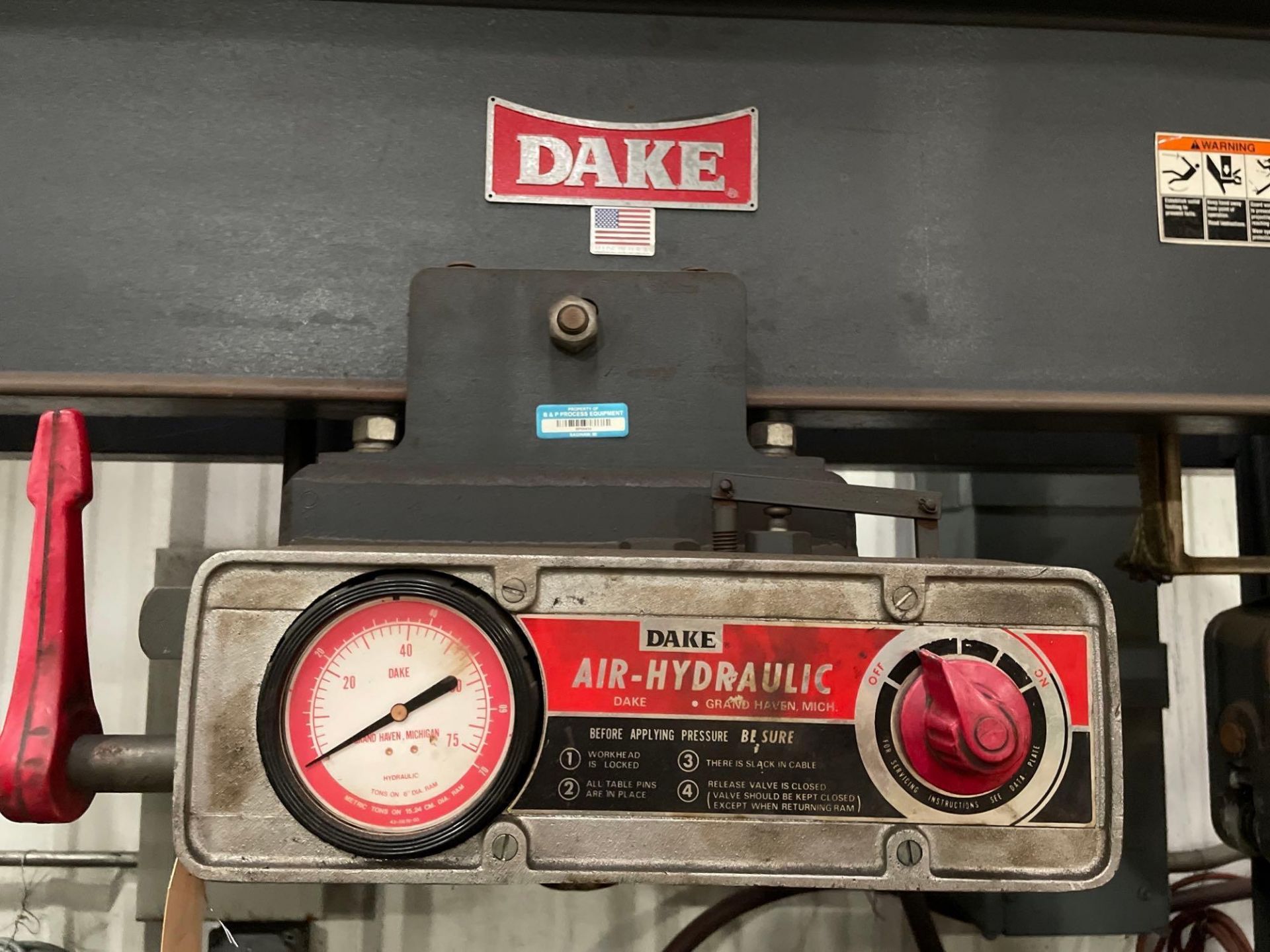 75 Ton DAKE Shop Press Model 906475 S/N 200187 - Image 2 of 5