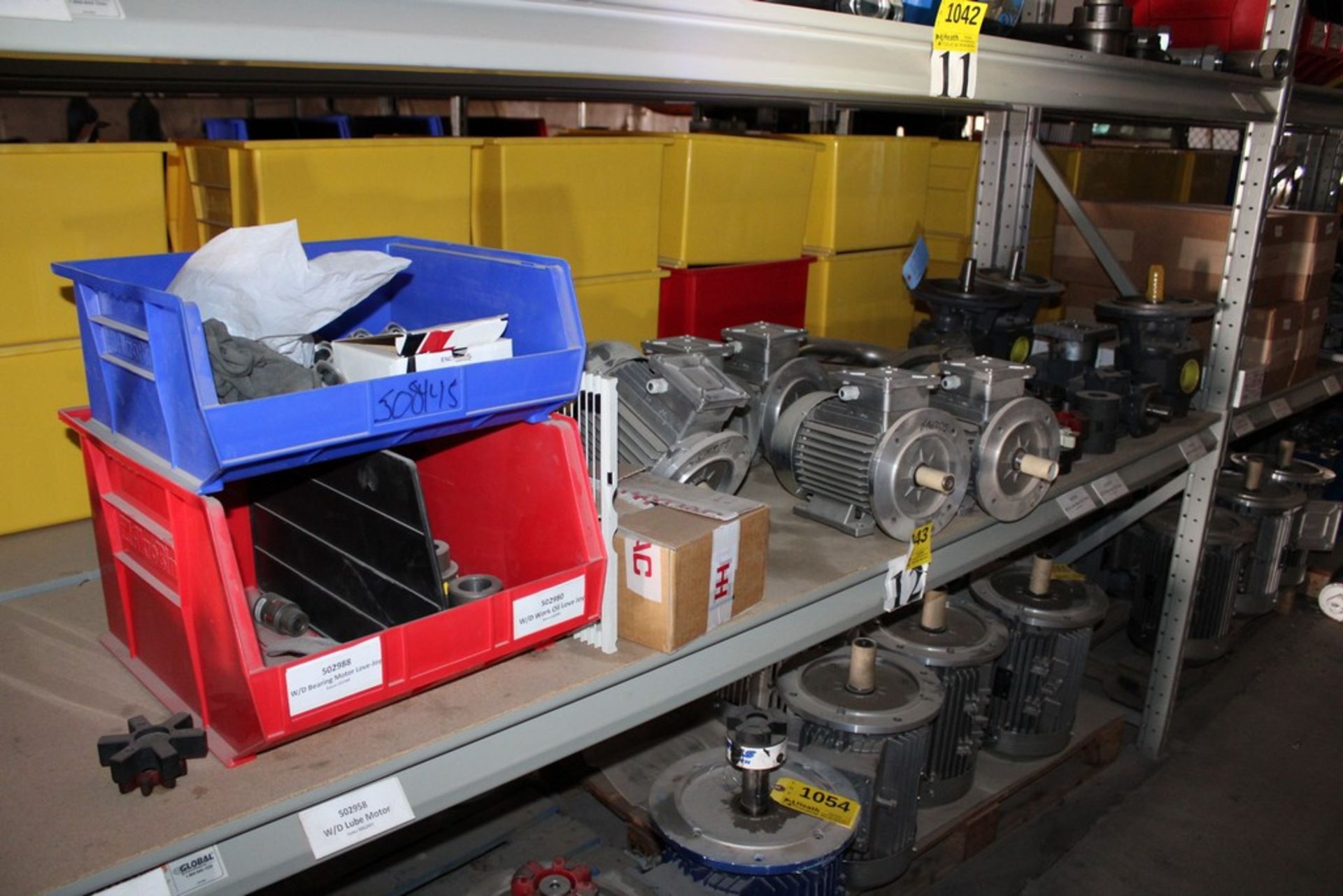 ELECTRIC MOTORS AND GEAR CONVERTERS ON SHELF