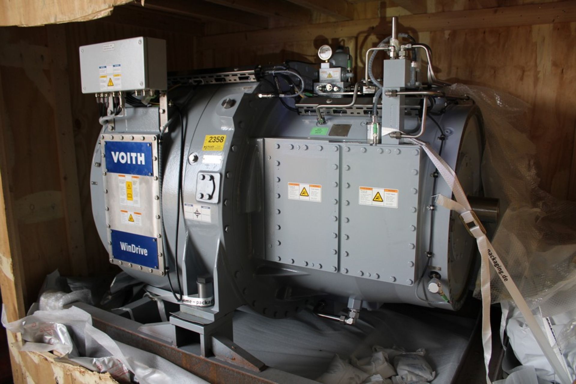 VOITH WINDRIVE GENERATOR, MODEL RWW9E3, 24VDC/3A, 465/1800 RPM - Image 2 of 4