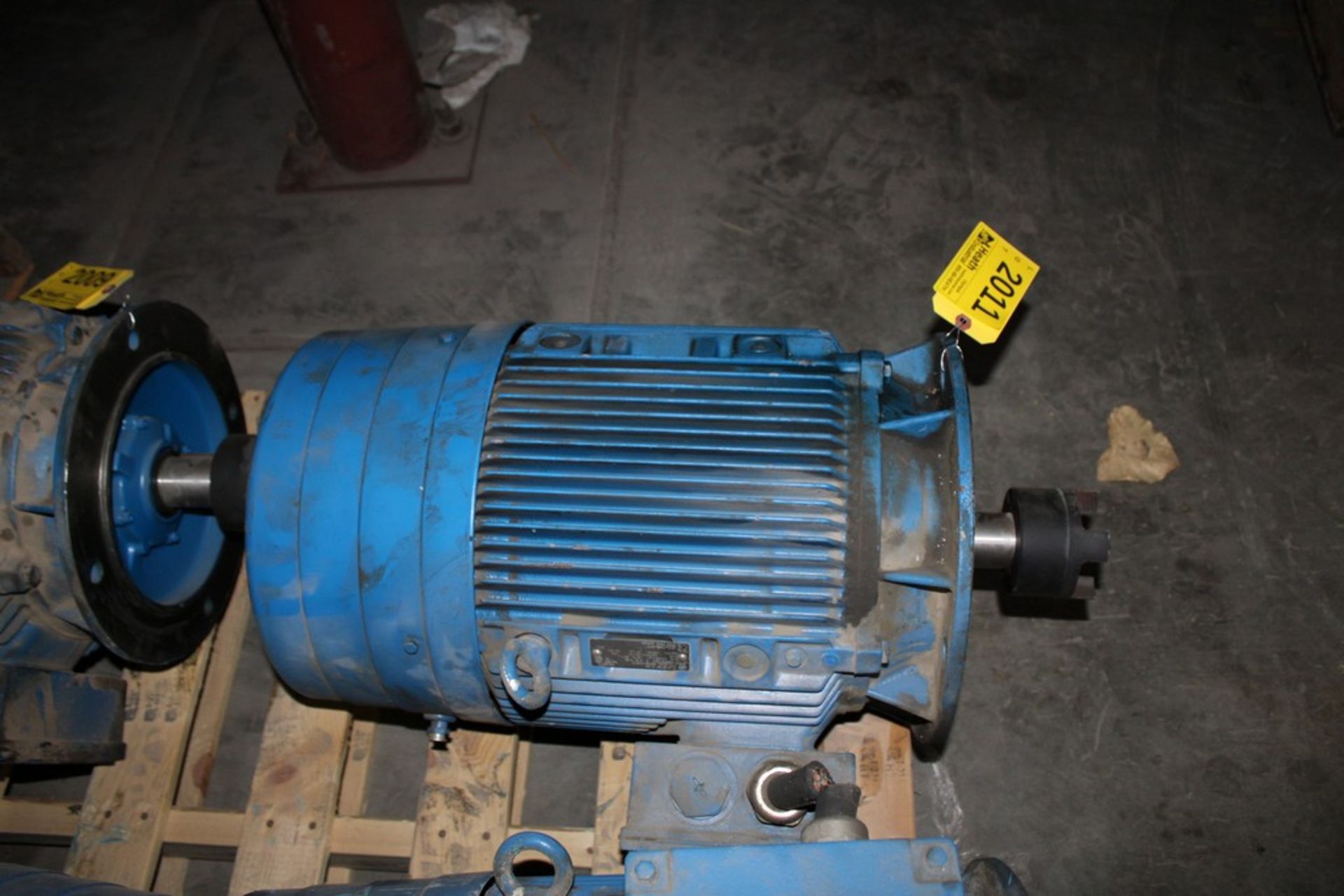 MEZ MODEL VBG1864AA61-2 ELECTRIC MOTOR