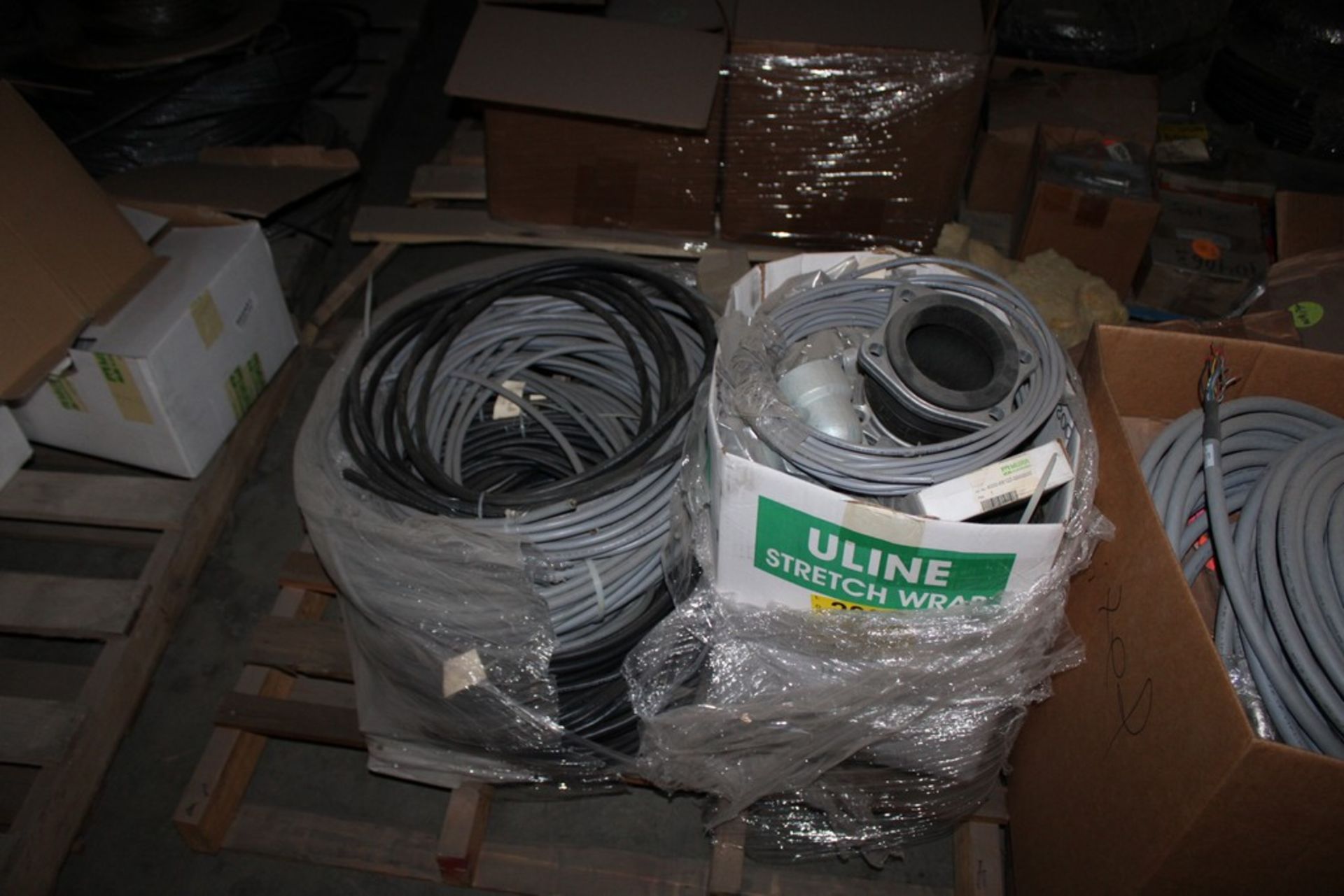LARGE QUANTITY OF WIRE