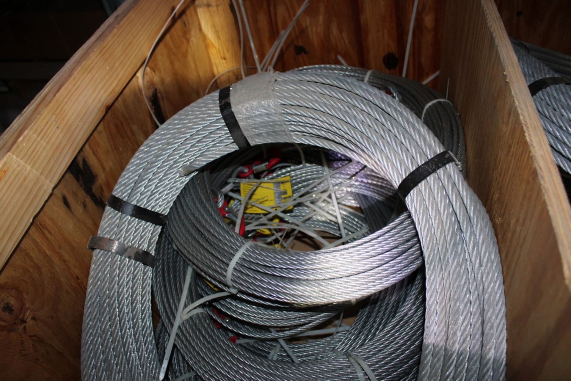 LARGE QUANTITY OF CABLE - Image 2 of 2