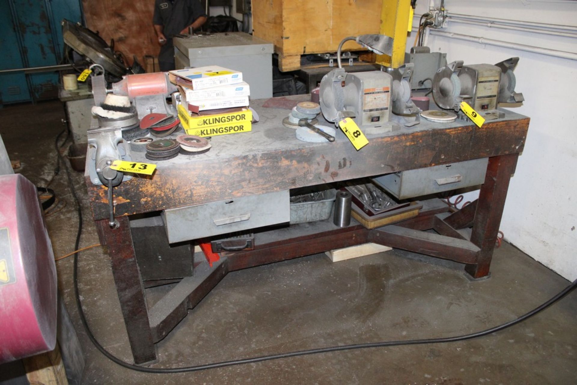 ATORN 4" BENCH TOP VISE WITH HEVY DUTY WOOD WORK BENCH, 6' X 29" X 34"