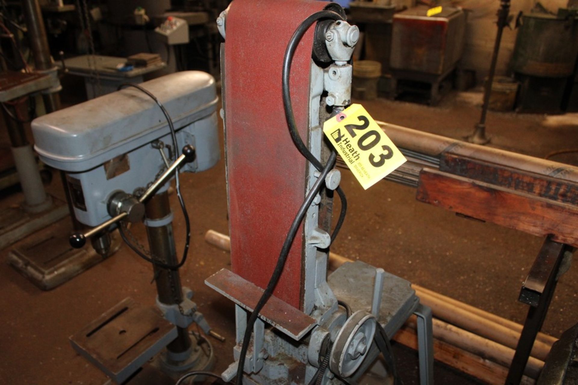 6" BELT SANDER ON STEEL STAND - Image 2 of 3