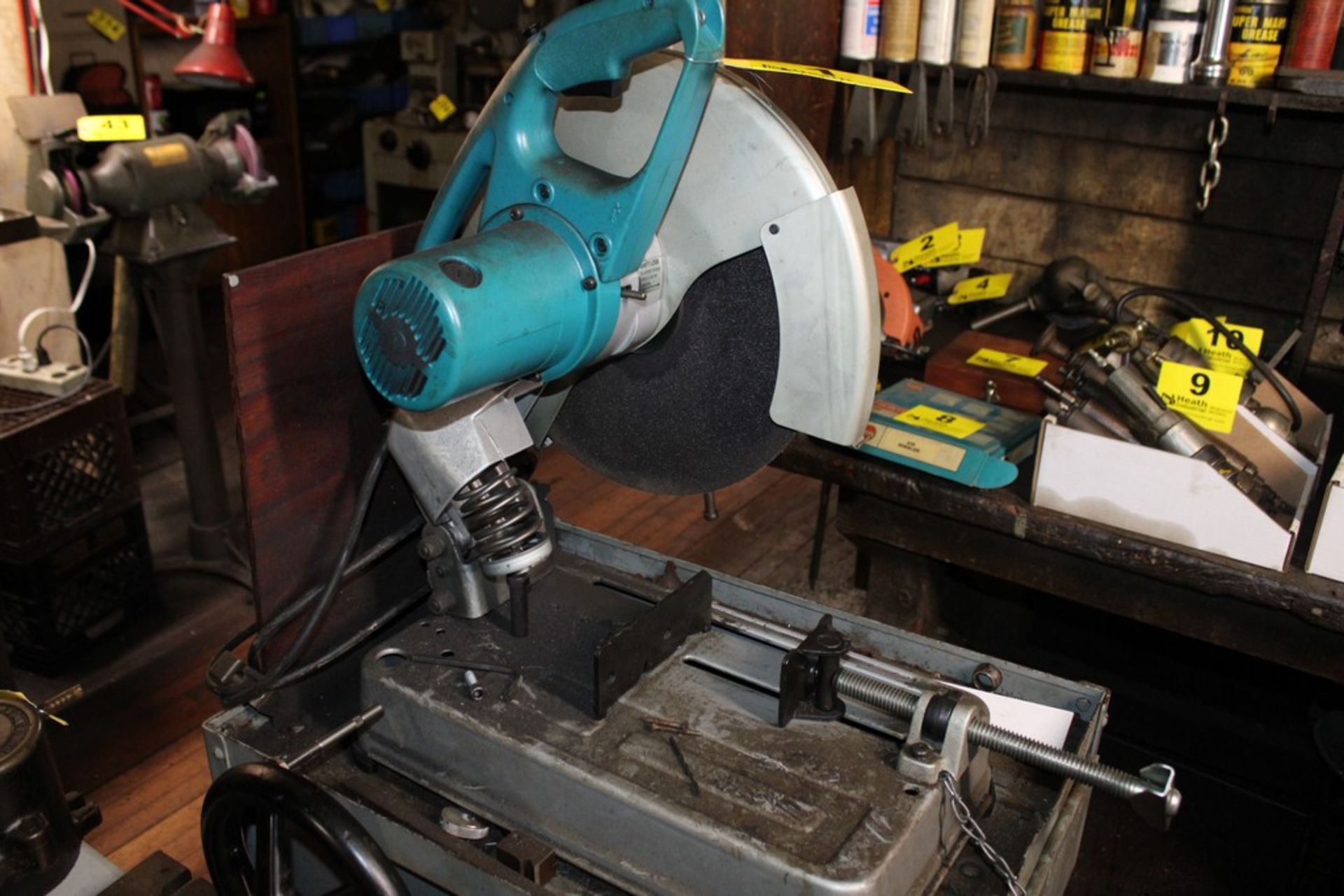 MAKITA 14"ABRASIVE CUT-OFF SAW WITH PORTABLE CART - Image 3 of 4