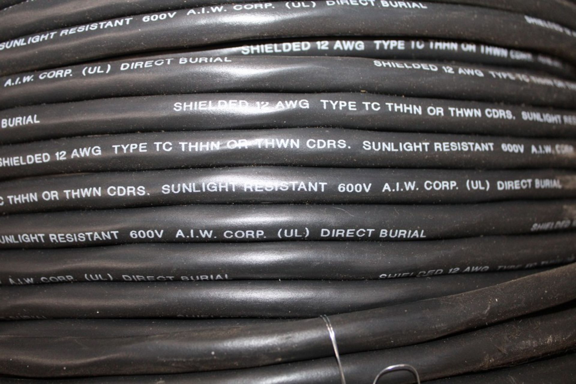 SPOOL OF 12 AWG COPPWER WIRE - Image 2 of 3