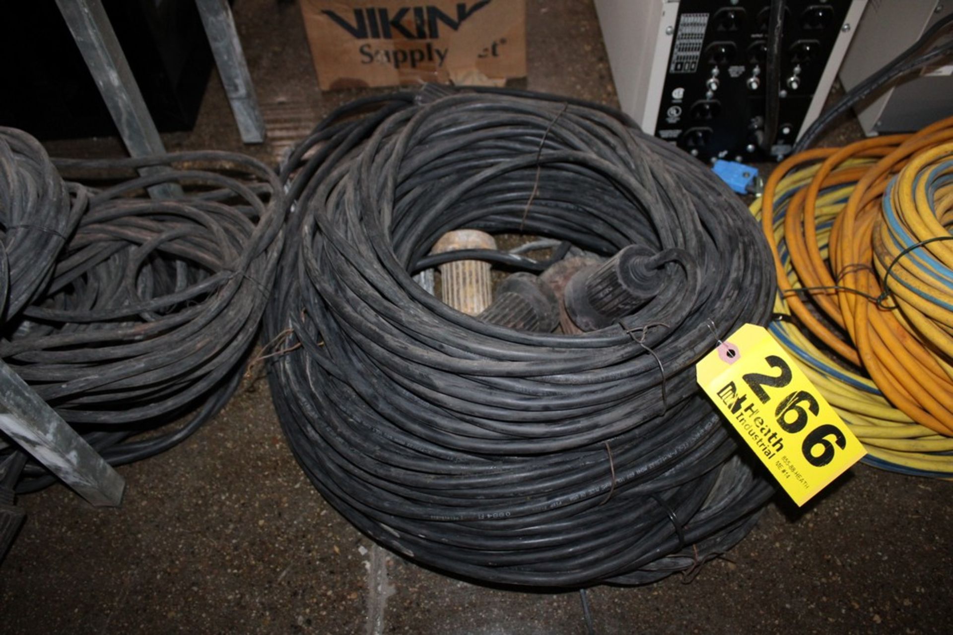 (5) EXTENSION CORDS