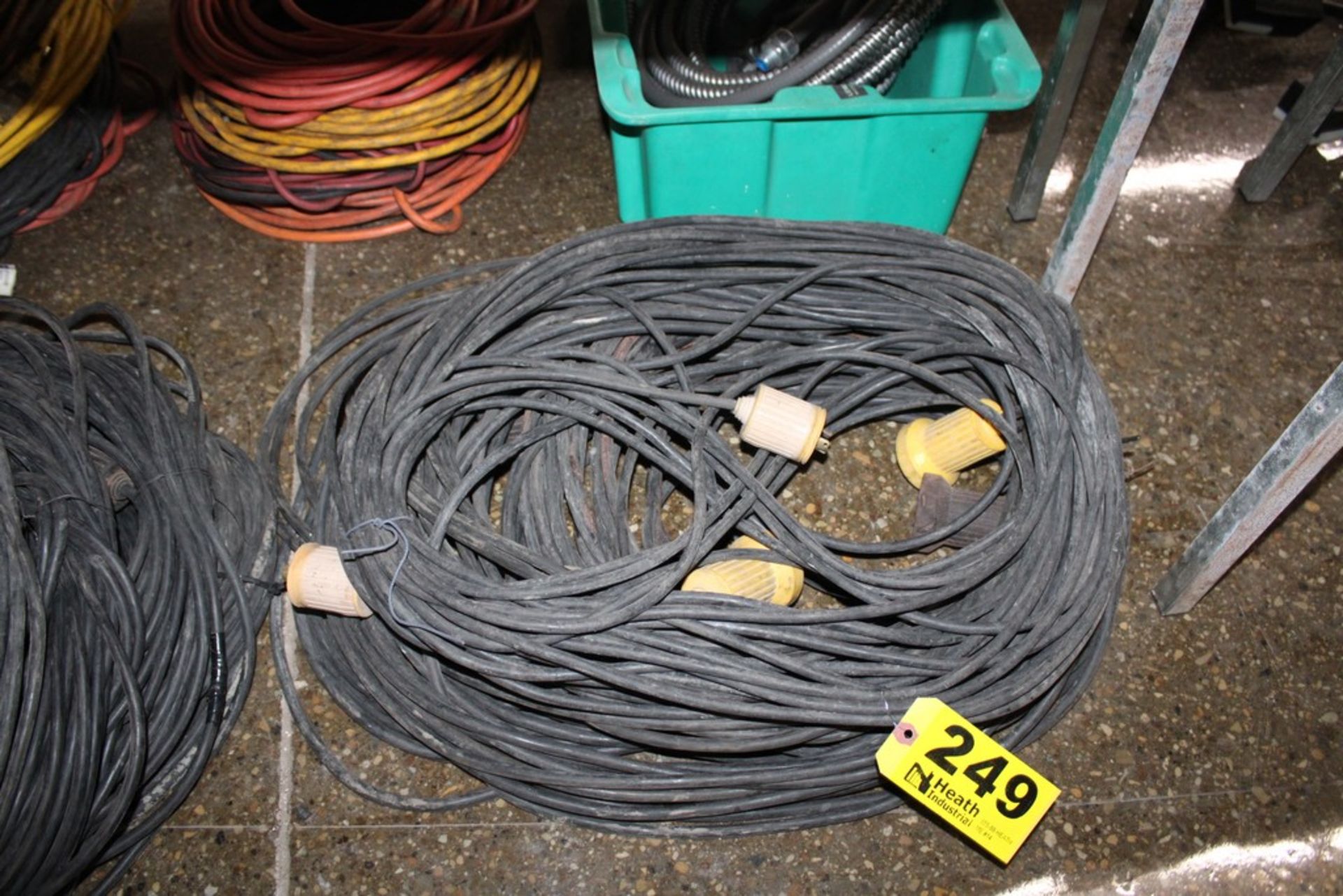 (5) EXTENSION CORDS