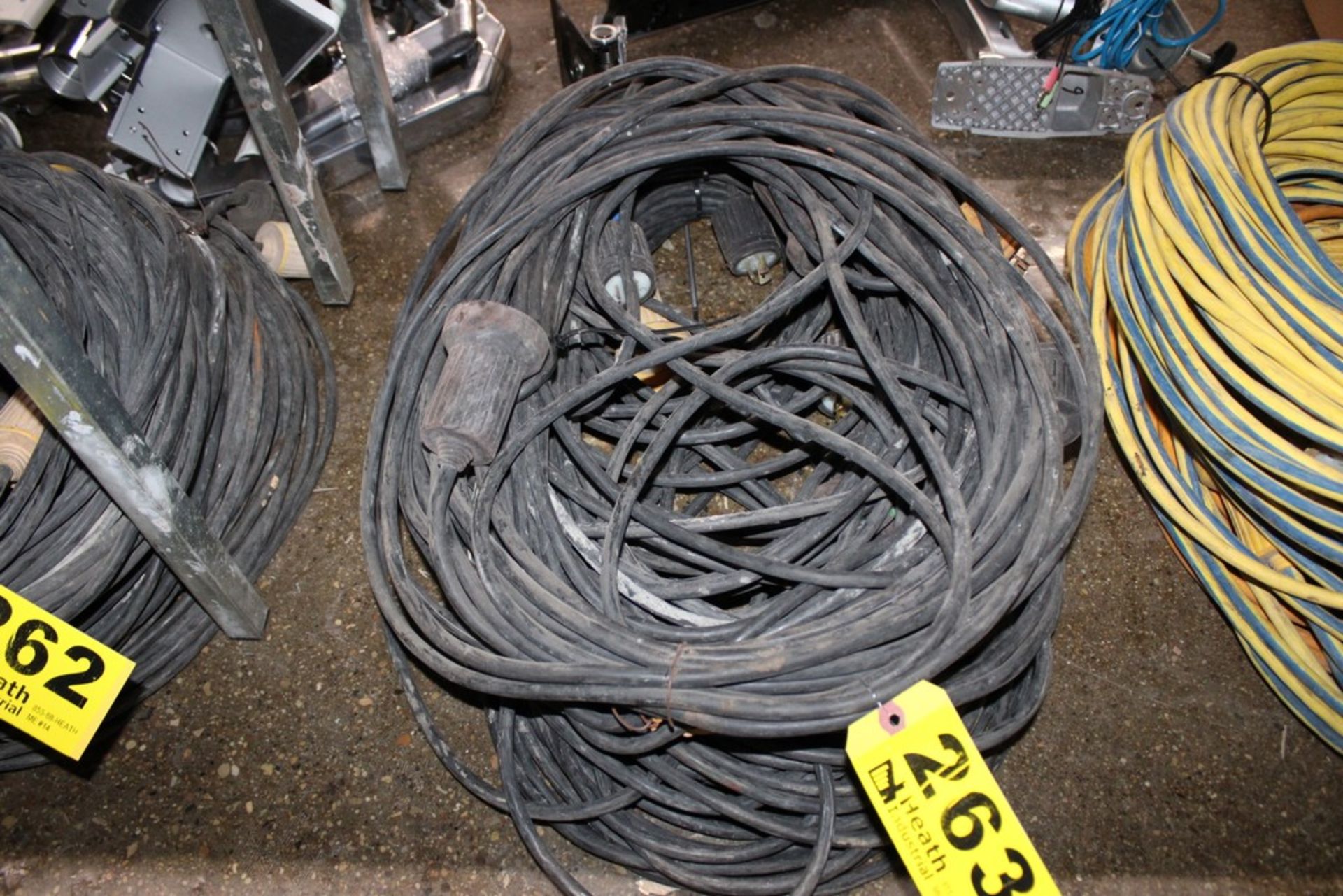 (5) EXTENSION CORDS