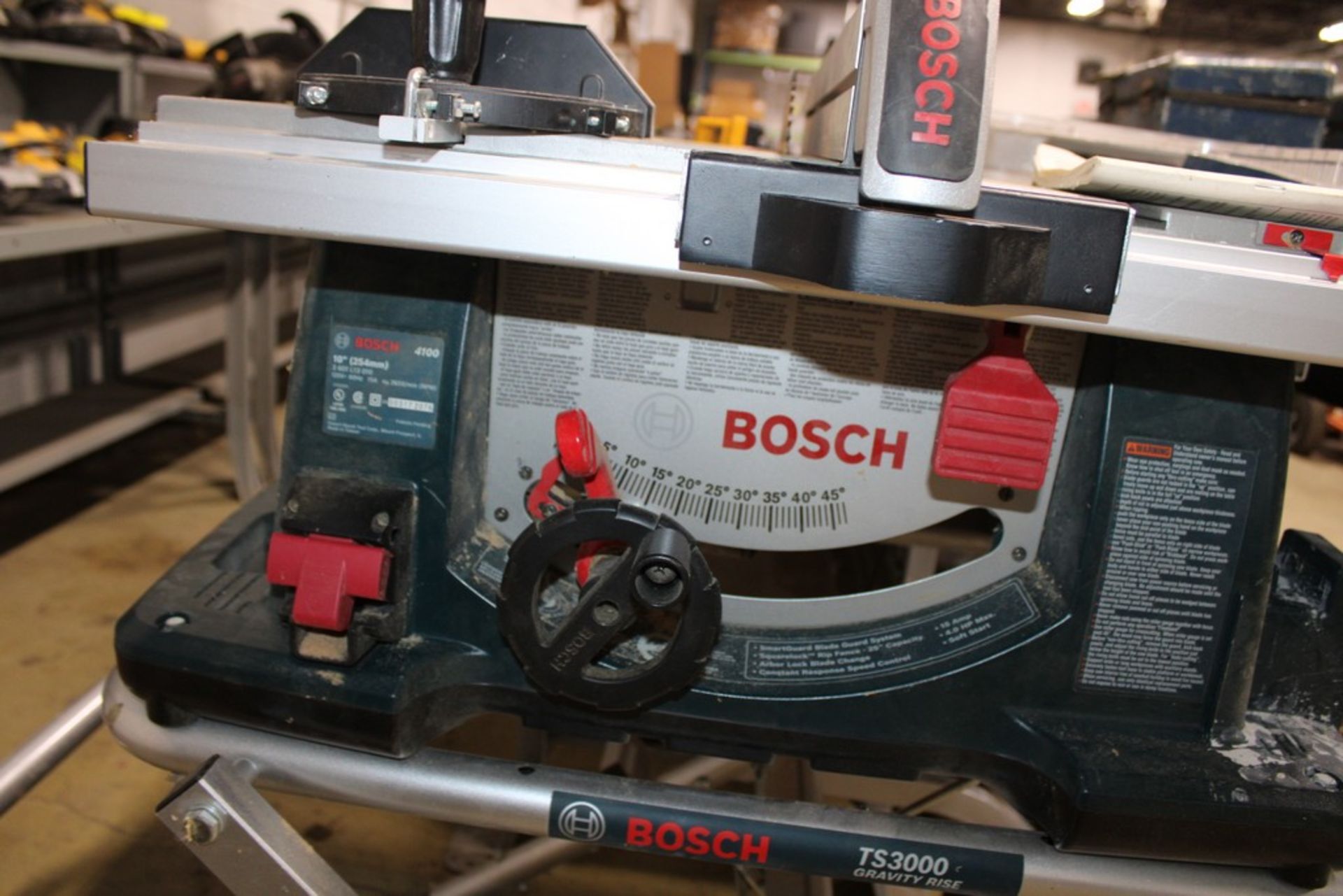 BOSCH MOD. 4100 10" WORKSITE TABLE SAW W/ BOSCH TS3000 GRAVITY RISE PORTABLE STAND - Image 2 of 4