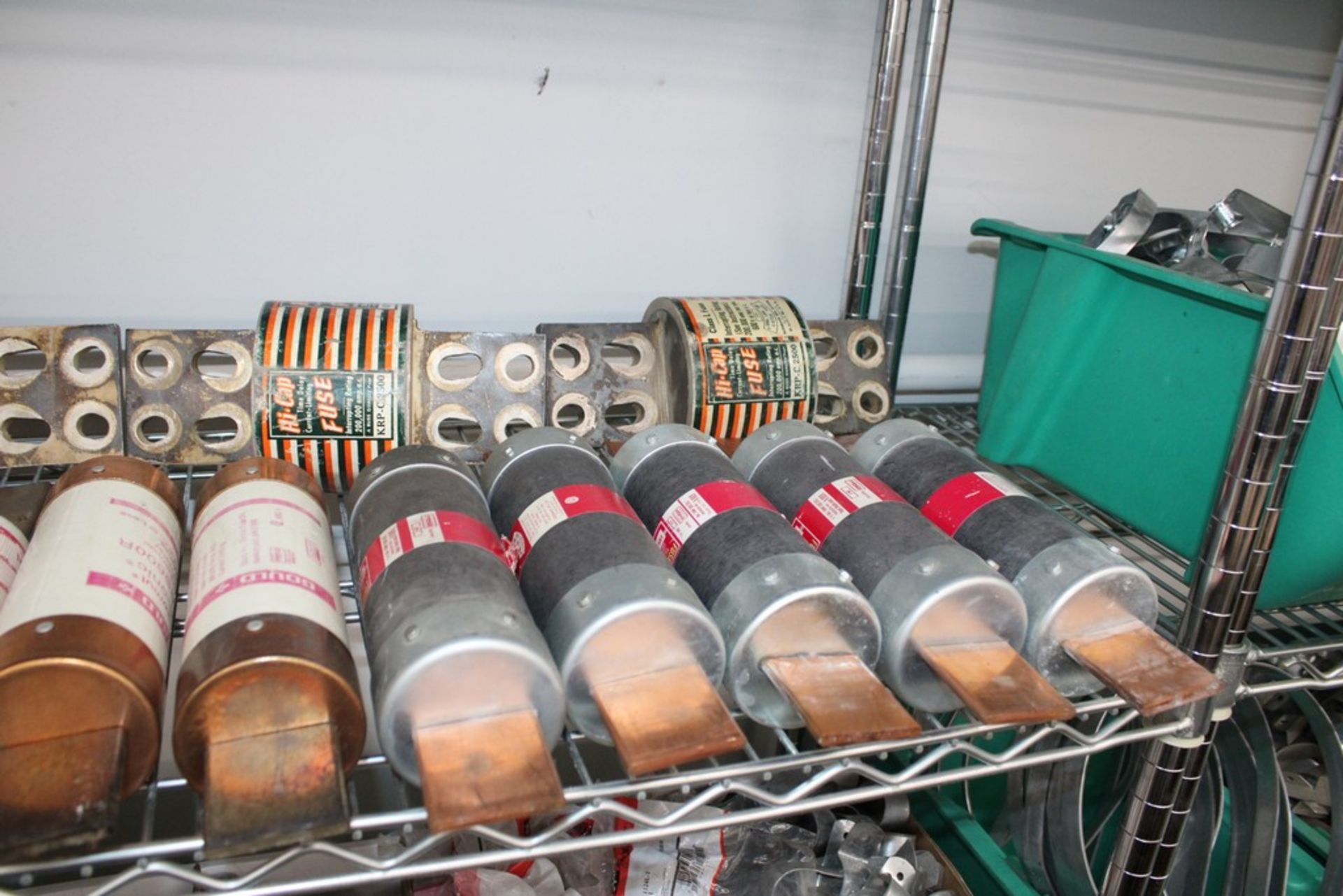 ASSORTED BUSS FUSES ON SHELF - Image 4 of 4