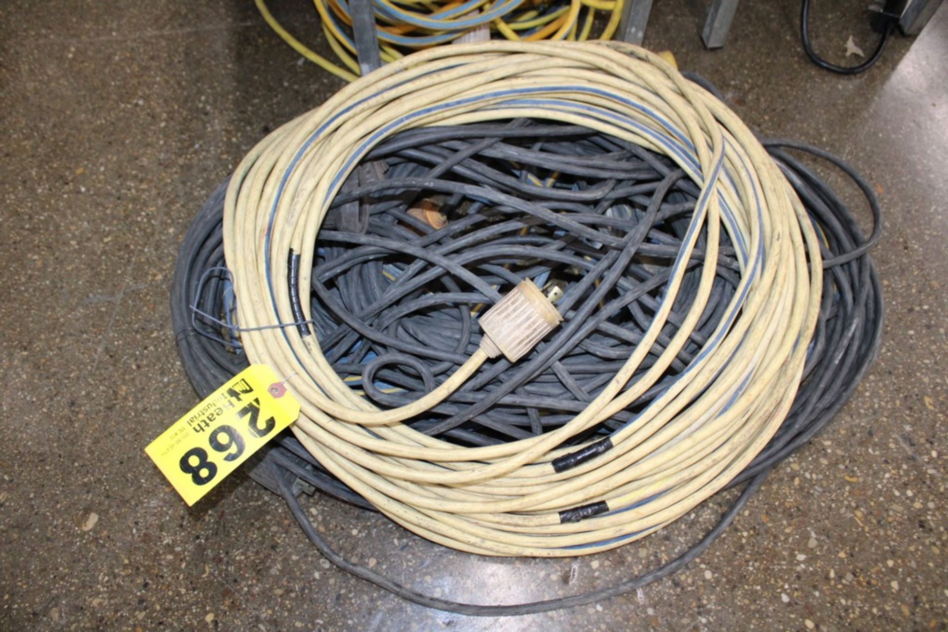 (5) EXTENSION CORDS