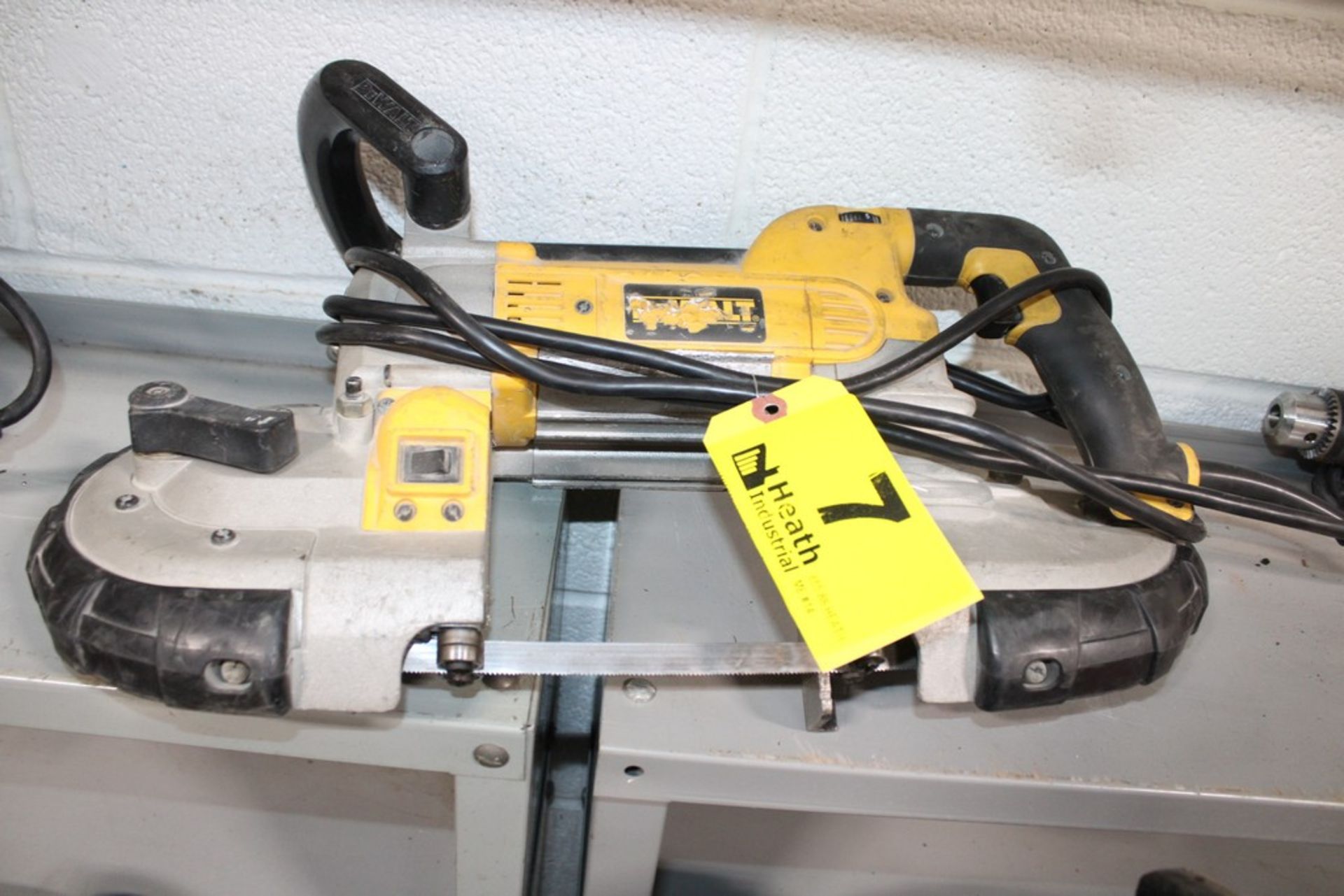 DEWALT MODEL DWM 120 VARIABLE SPEED DEEP CUT BANDSAW