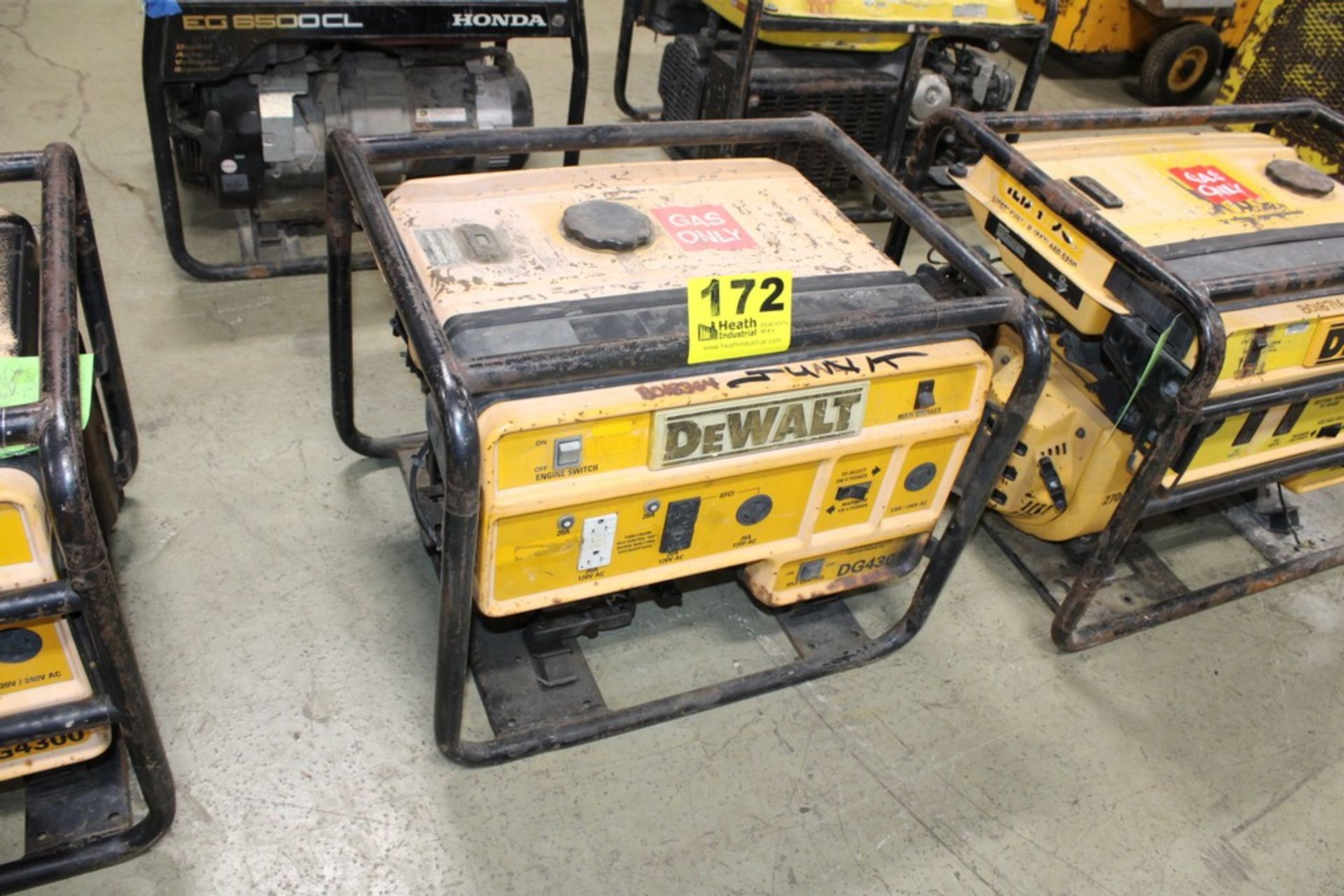 DEWALT MODEL DG4300 GENERATOR W/ GAS MOTOR (MISSING RECOIL)