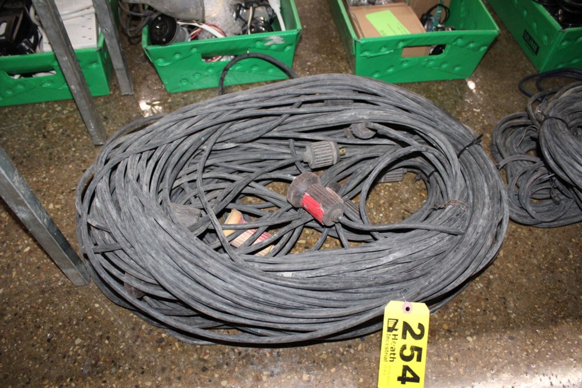 (5) EXTENSION CORDS