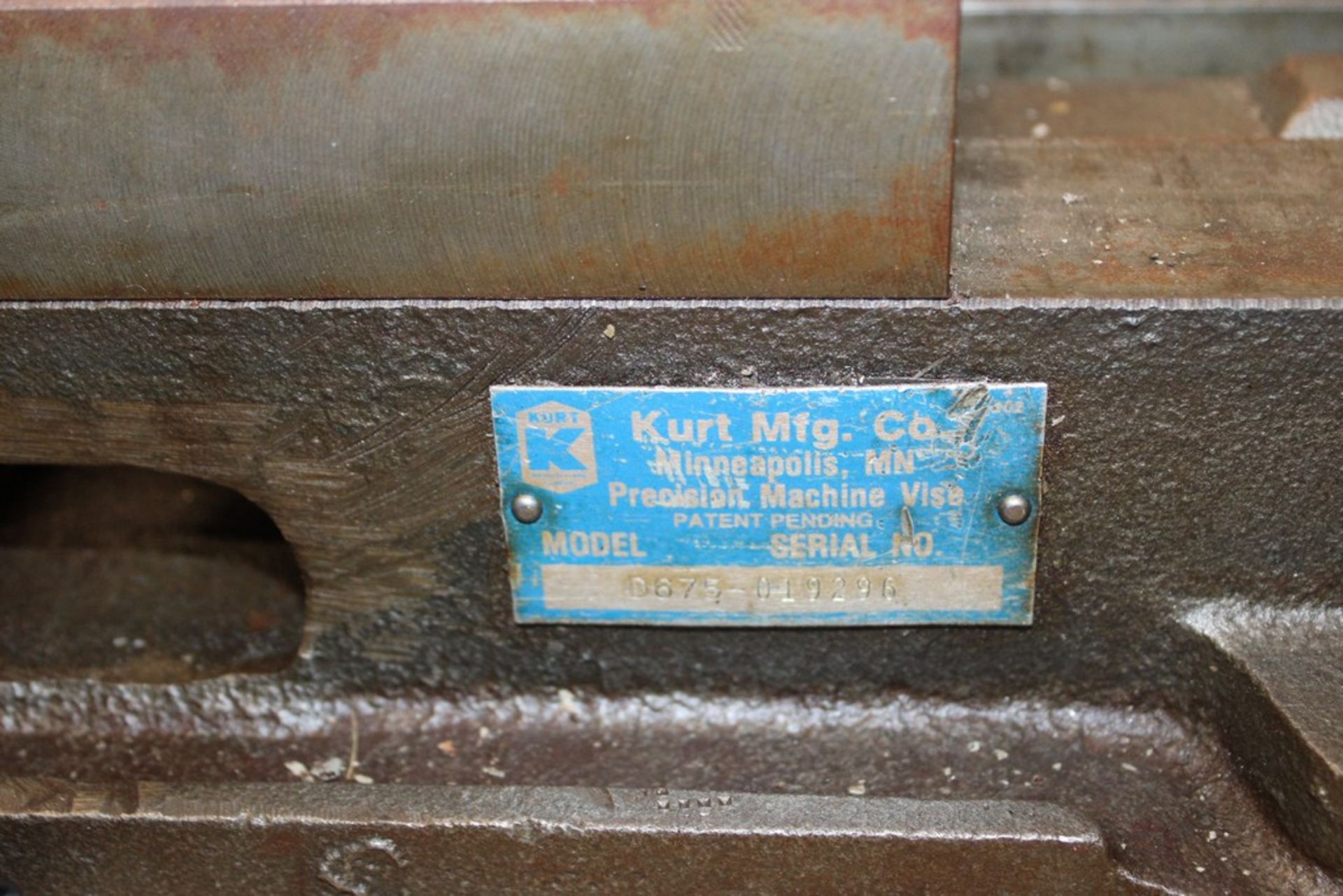 KURT MODEL D676 6" MILL VISE, MISSING FRONT JAW - Image 2 of 2