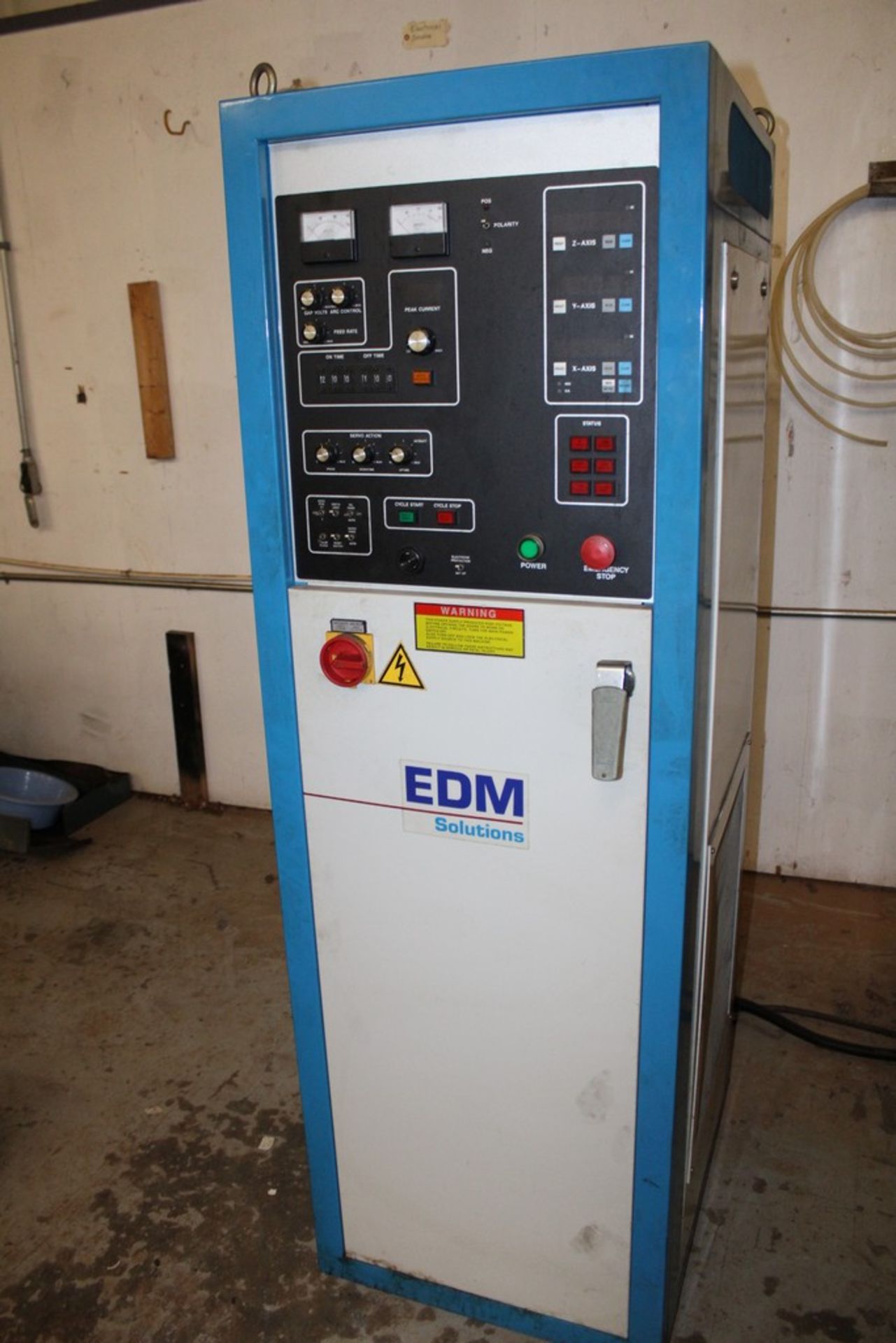 EDM SOLUTIONS MODEL SPARKMASTER DIE SINKING ELECTRICAL DISCHARGE MACHINE, S/N 812, 220/460V, 3- - Image 3 of 9