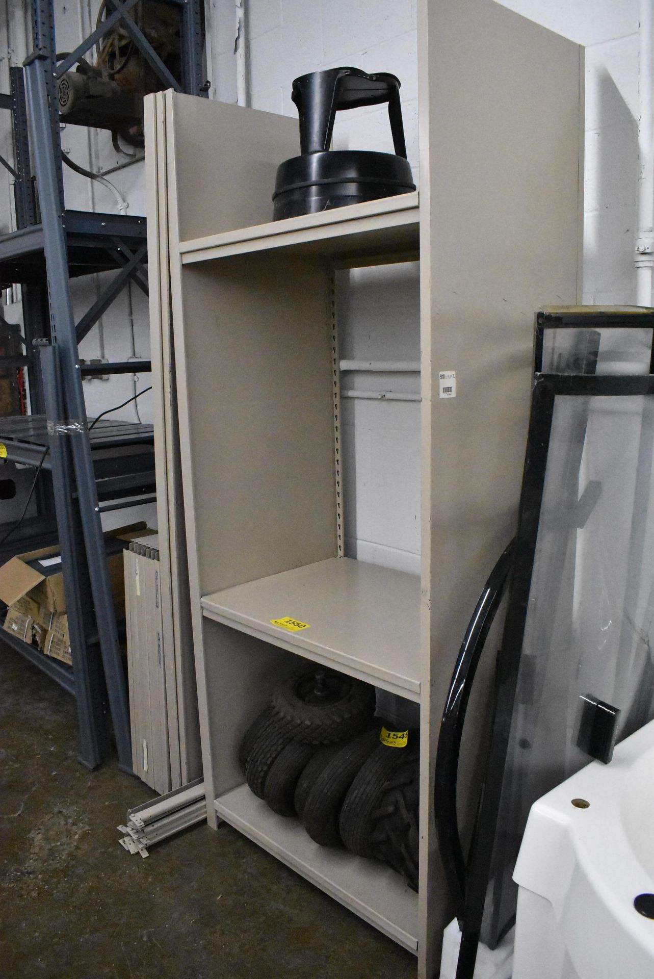 STEEL SHELVING UNIT