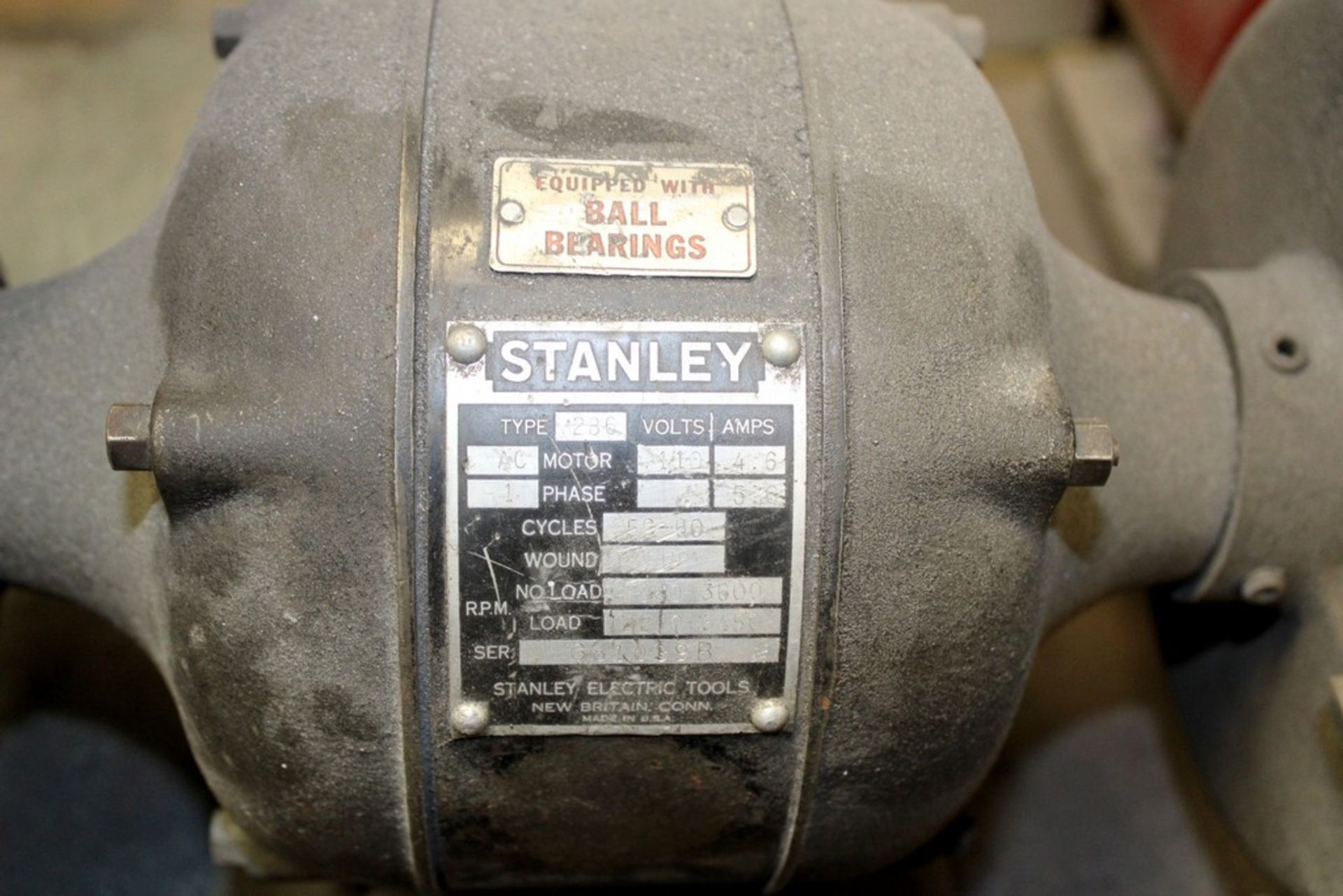 Stanley Type 286 Double End Bench Grinder - 1/3 Hp - 115V - Mounted on Stand - Image 3 of 3