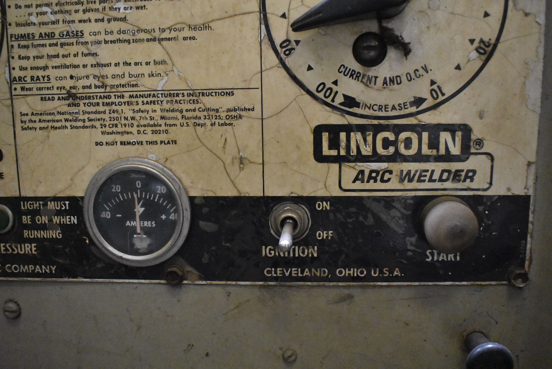 LINCOLN MODEL SA-200 F163 GAS POWERED ARC WELDER S/N A954603 WITH ELECTRIC START, FINE CURRENT - Image 7 of 15