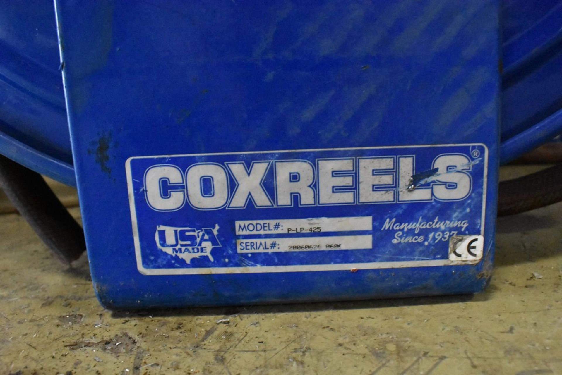 COXREELS MODEL P-L-P-425 RETRACTABLE HOSE REEL - Image 2 of 2