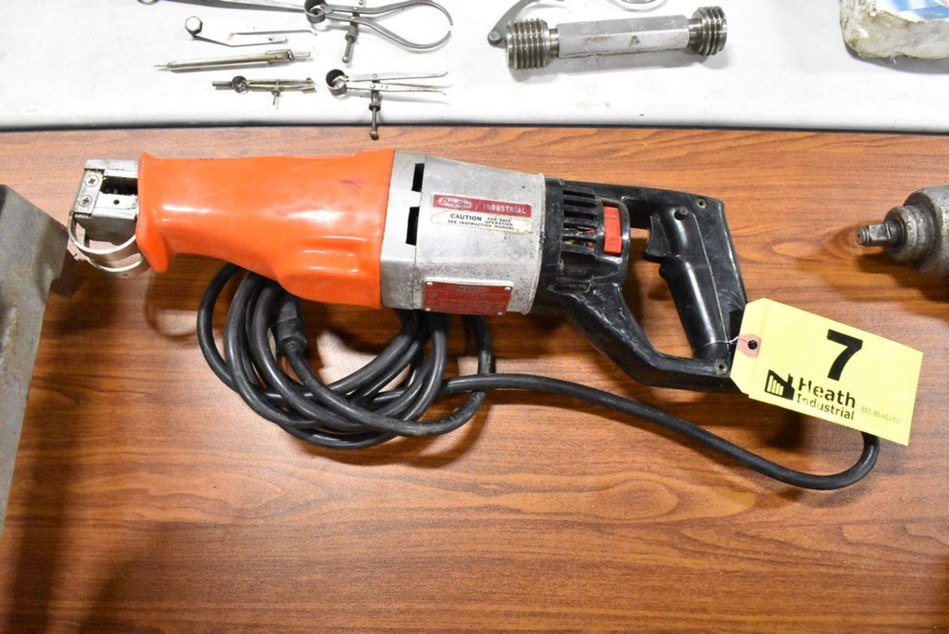 DAYTON MODEL 2Z693A 2-SPEED RECIPROCATING SAW