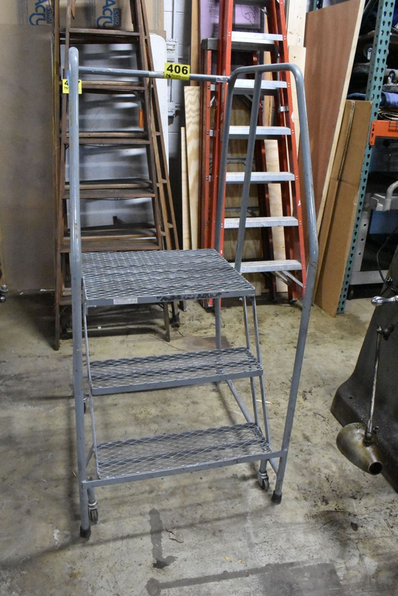 COTTERMAN 450LBS SAFETY LADDER