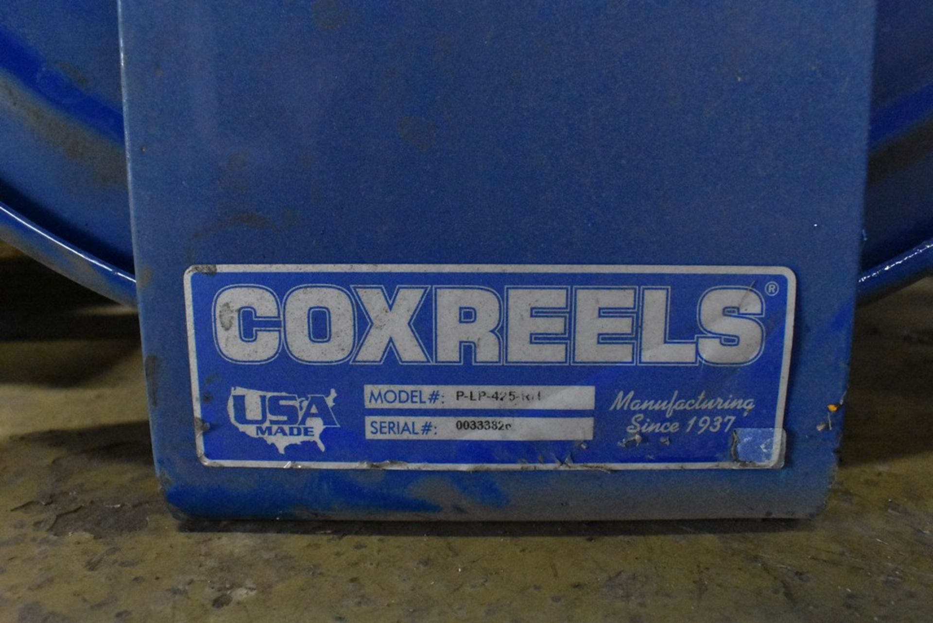 COXREELS MODEL P-L-P-425 RETRACTABLE HOSE REEL - Image 2 of 2