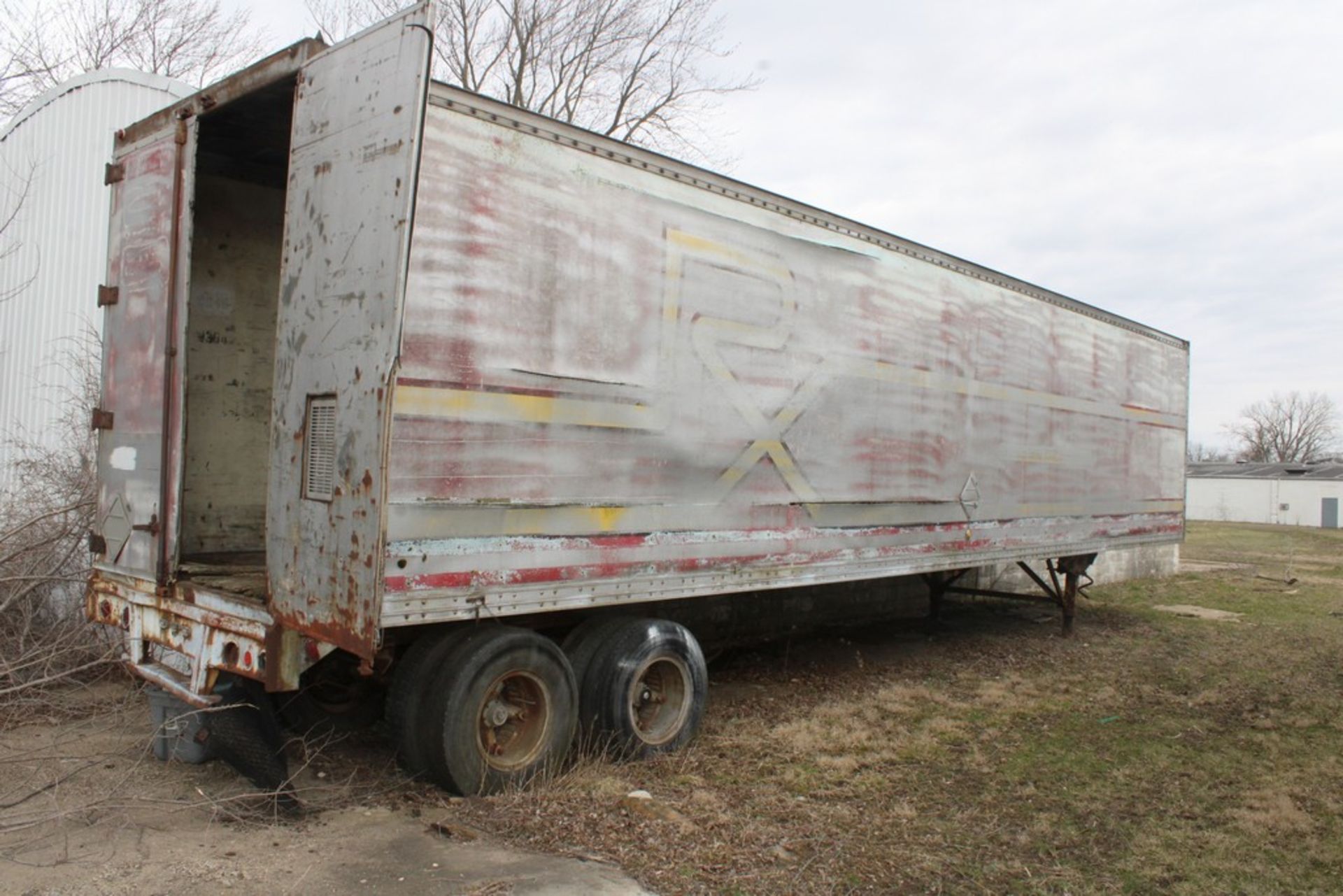 MONON APPROX. 45’ MODEL FA-70 ENCLOSED DRY VAN TRAILER, S/N 23207 (NEW 1974) - Image 5 of 5