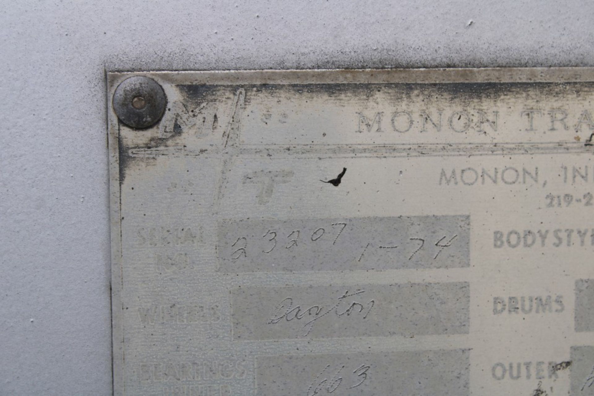 MONON APPROX. 45’ MODEL FA-70 ENCLOSED DRY VAN TRAILER, S/N 23207 (NEW 1974) - Image 3 of 5