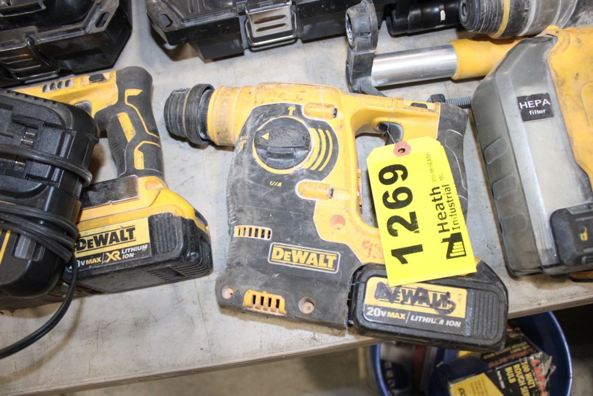 DEWALT MODEL NO. DCH253 20V CORDLESS SDS HAMMER DRILL WITH BATTERY AND CHARGER - Image 2 of 2