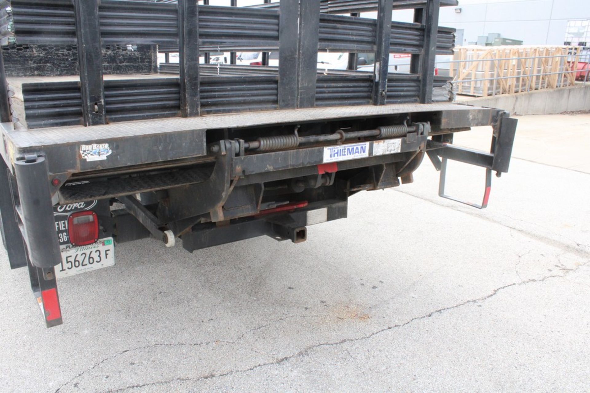 FORD MODEL F450XL 16' STAKE BED TRUCK - Image 4 of 13
