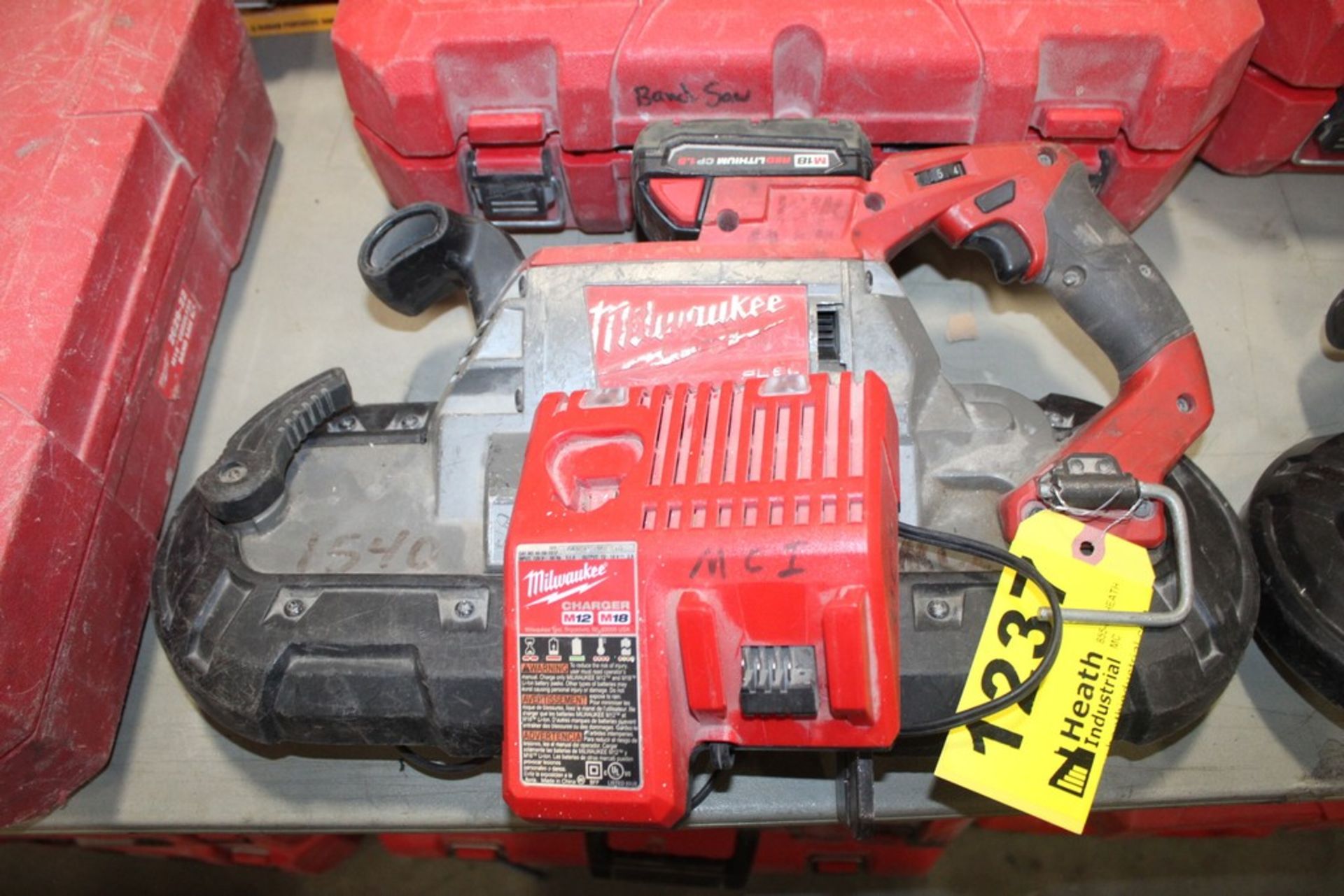 MILWAUKEE CAT. NO. 2729-20 M18 18V DEEP CUT CORDLESS BANDSAW, WITH BATTERY AND CHARGER