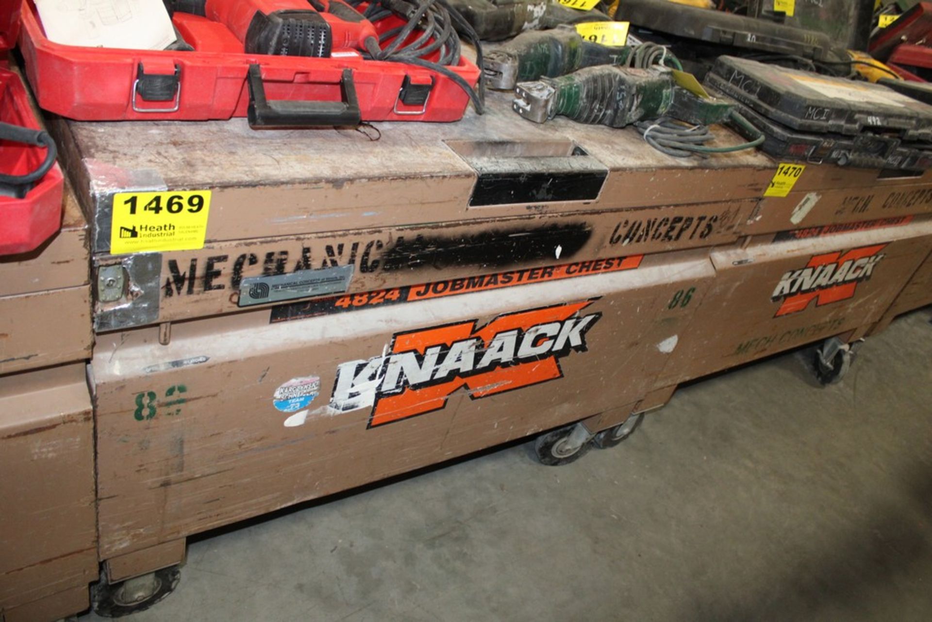 KNAACK 4824 PORTABLE GANG BOX, 48" X 24" X 25"