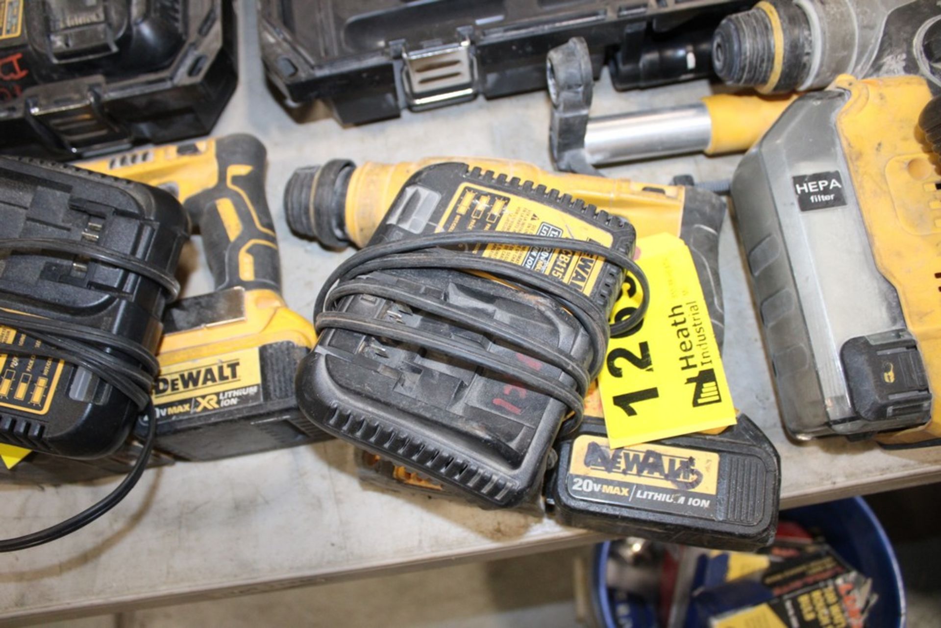 DEWALT MODEL NO. DCH253 20V CORDLESS SDS HAMMER DRILL WITH BATTERY AND CHARGER