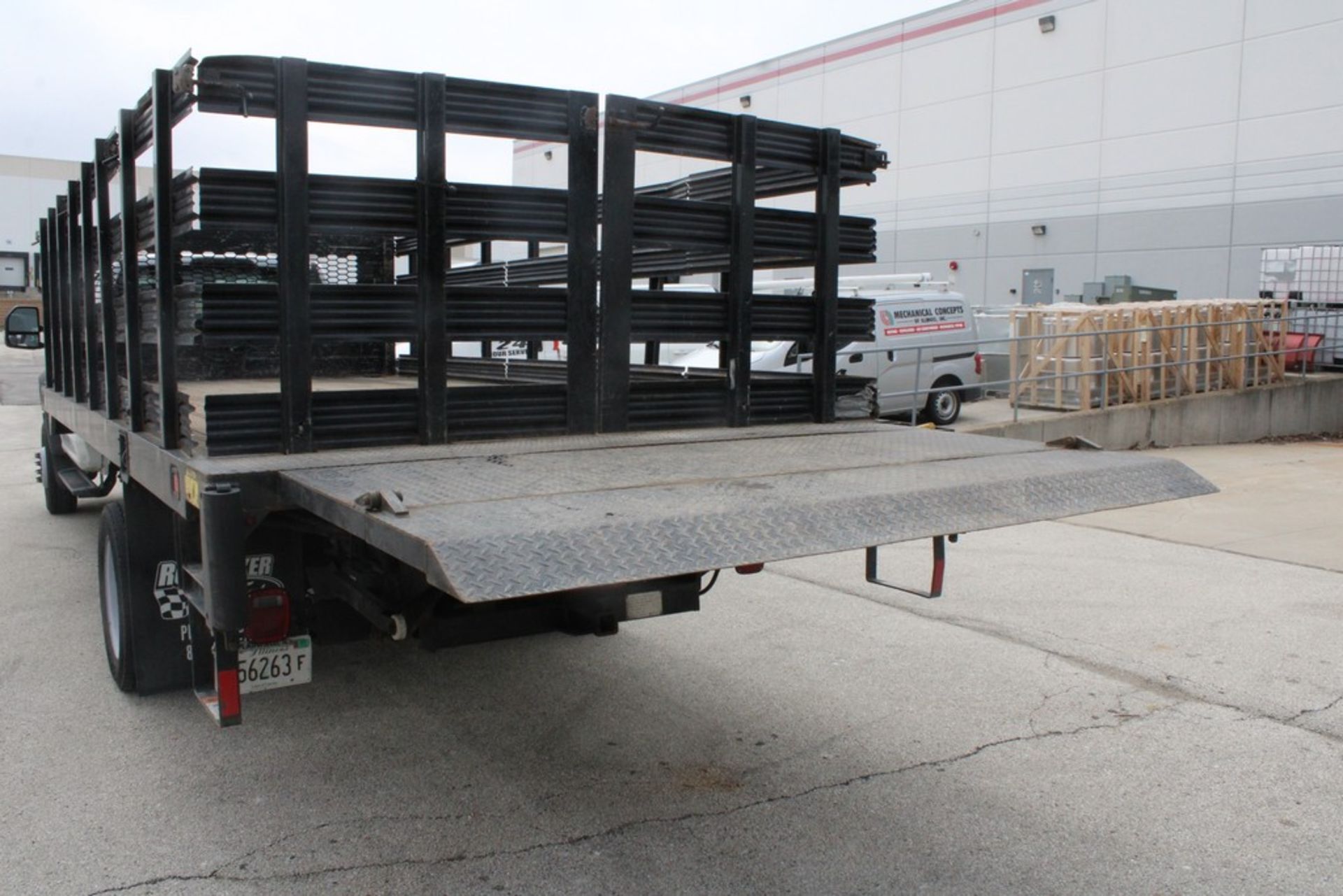FORD MODEL F450XL 16' STAKE BED TRUCK - Image 12 of 13