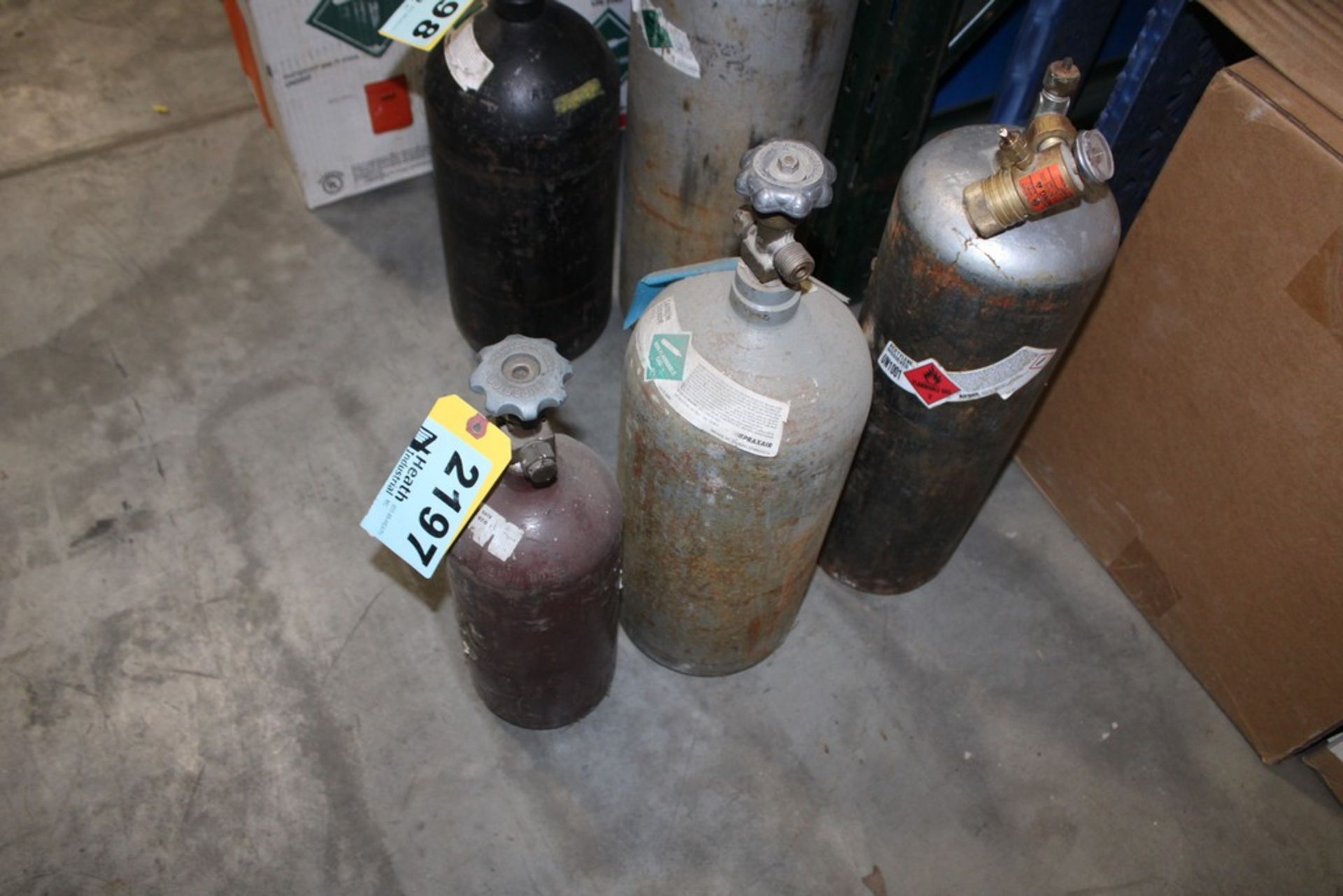 (3) COMPRESSED GAS CYLINDERS ACETYLENE, CARBONDIOXIDE AND NA