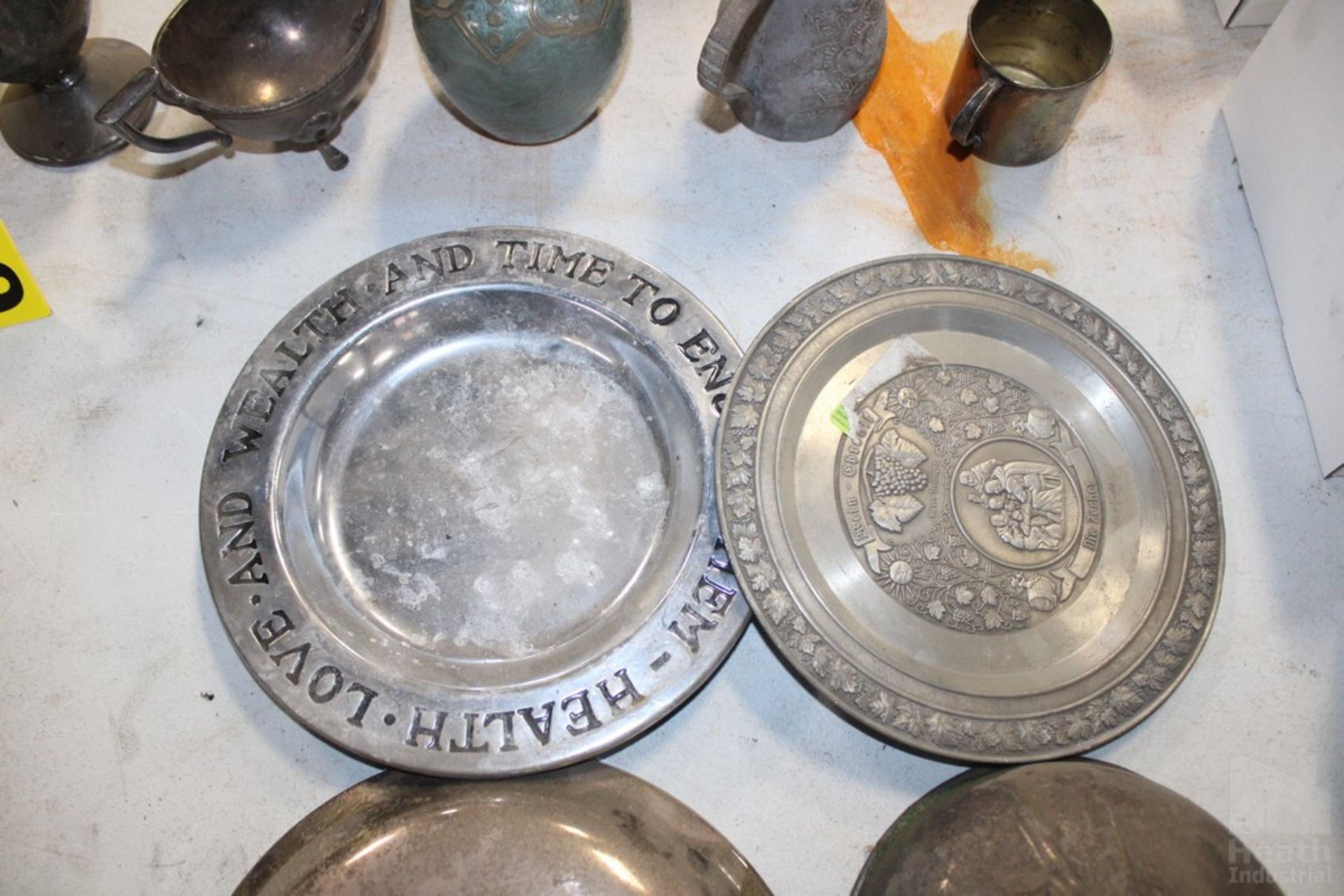 (2) LIDS AND TWO PLATES. LIDS MAY CONTAIN SILVER, NO CLEAR MARKINGS - Image 2 of 2