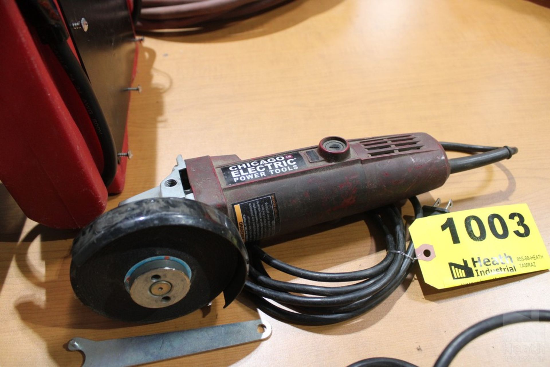 CHICAGO ELECTRIC 4-1/2" RIGHT ANGLE GRINDER