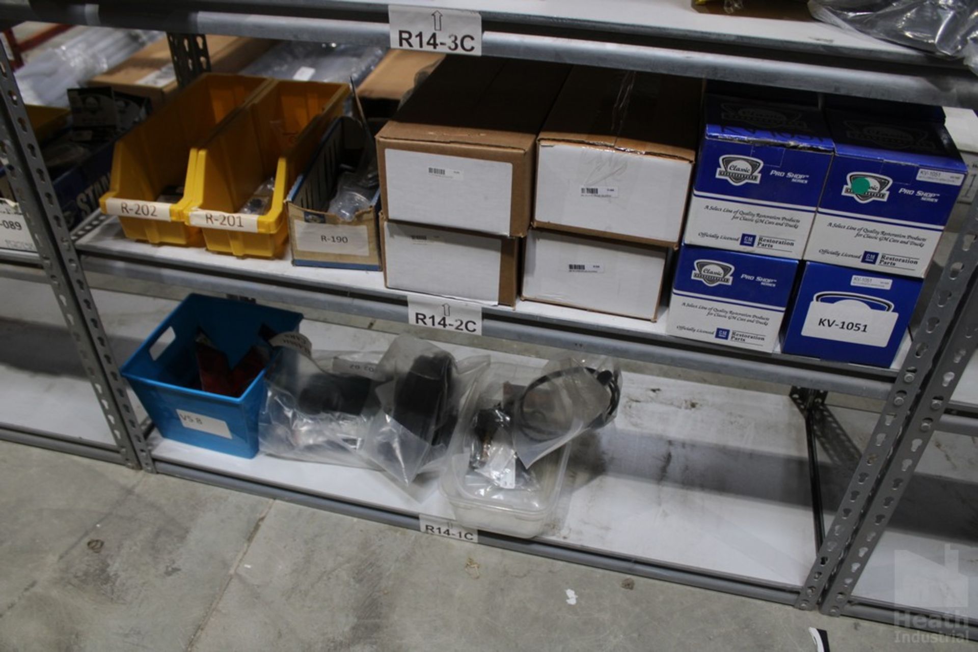 PARTS ON SHELVES, INCLUDING 1969 RS BACKUP LENS, 1968-1972 A-BODY CLUTCH, 1967 CAMARO HOOD - Image 4 of 4