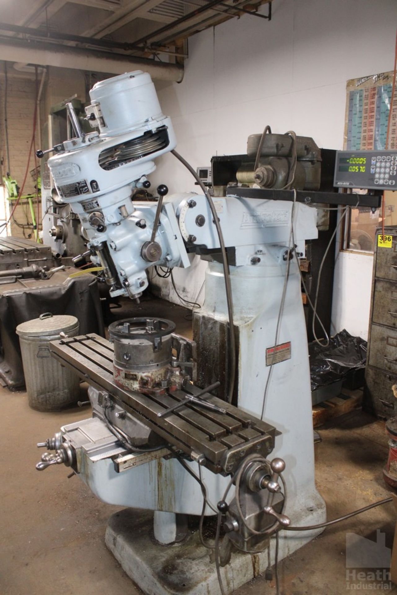 BRIDGEPORT 1 HP VERTICAL RAM TYPE MILLING MACHINE S/N 128R210283 WITH ACU-RITE DRO AND POWER FEED - Image 8 of 8