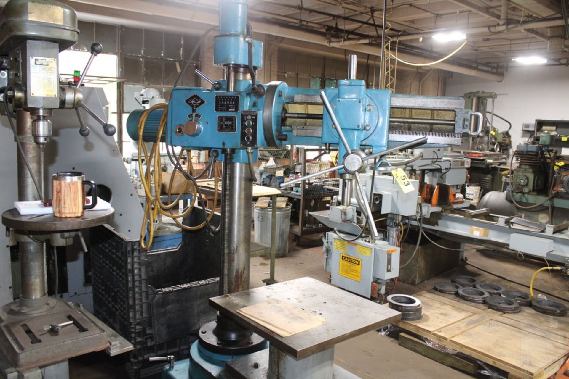 MODEL Z32K-1 UNIVERSAL RADIAL ARM DRILL