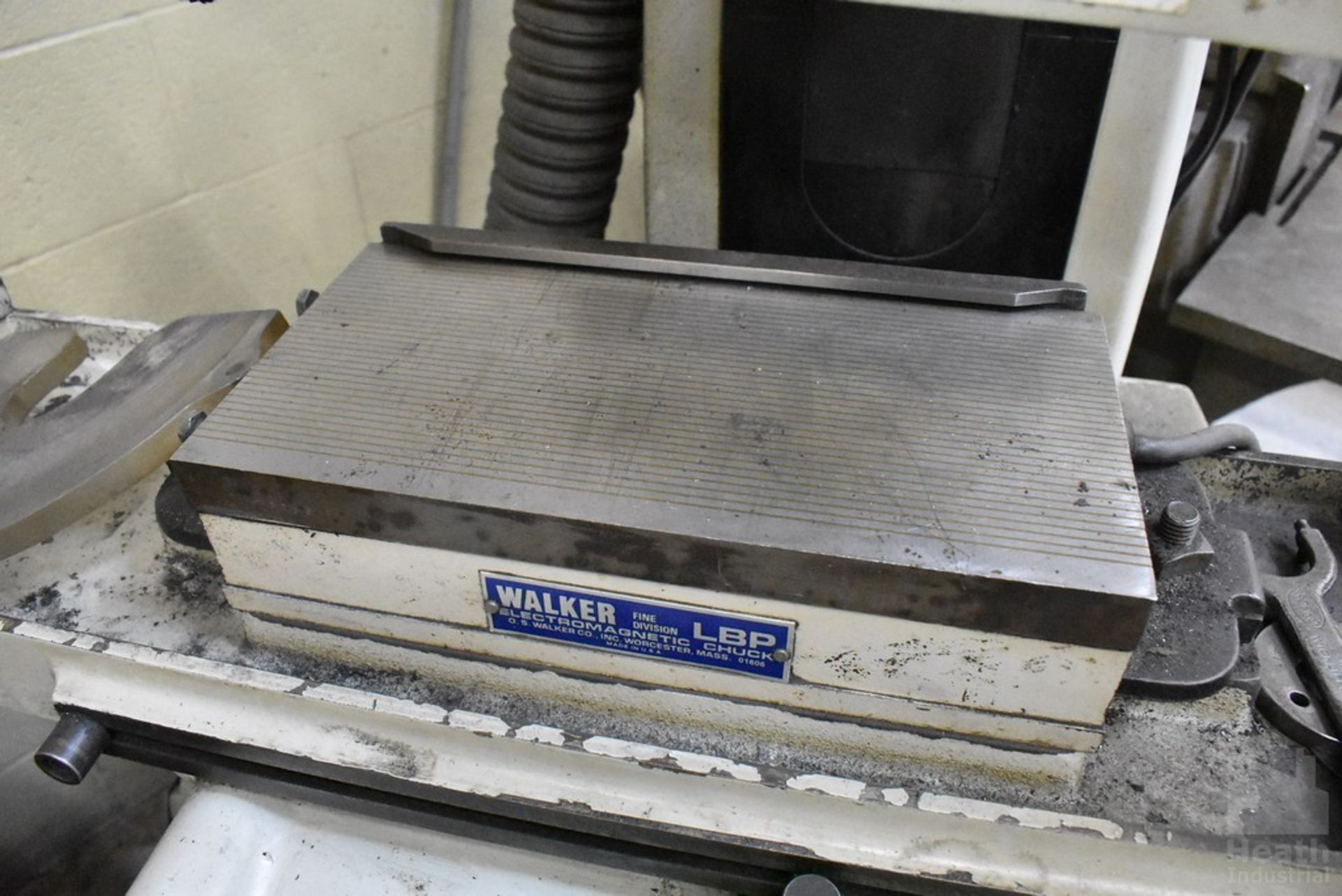 HARIG MODEL 612 6" X 12" HAND FEED SURFACE GRINDER, WITH WALKER LBP MAGNETIC CHUCK WITH WALKER CHUCK - Image 3 of 6