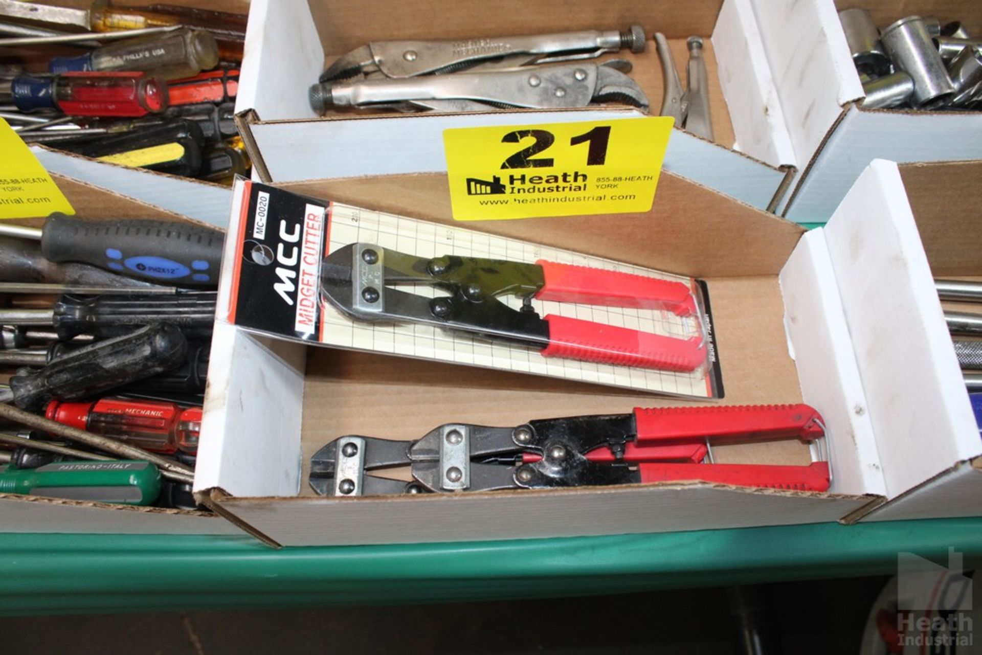 (3) ASSORTED HANDHELD BOLT CUTTERS