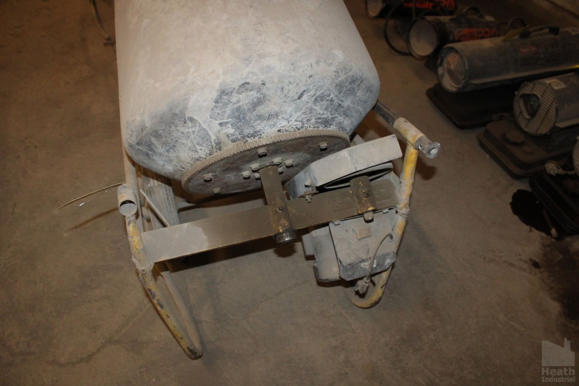 PORTABLE MORTAR MIXER TUB, NO MOTOR - Image 2 of 3