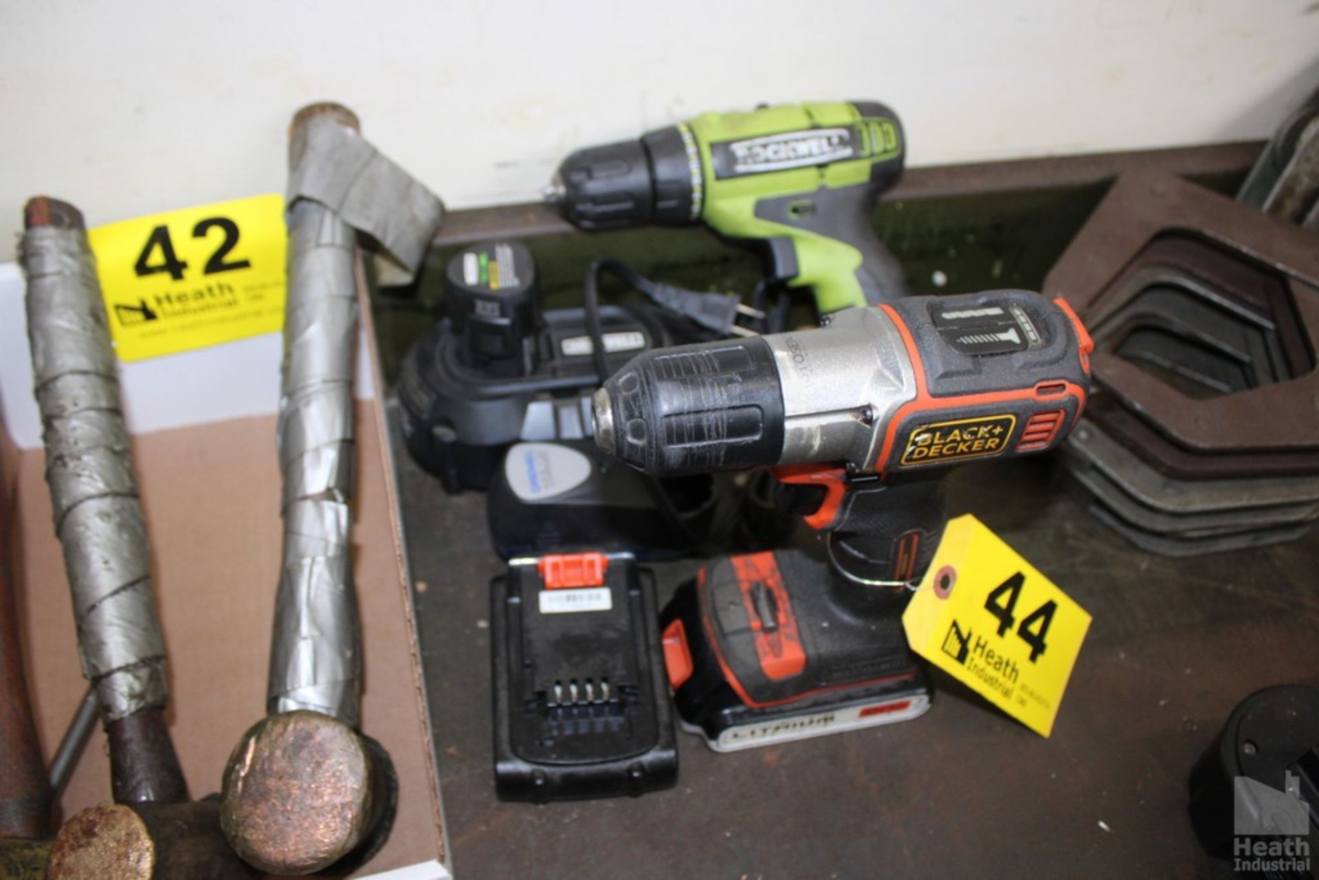 CORDLESS TOOLS, DRIVER BATTERIES AND CHARGER