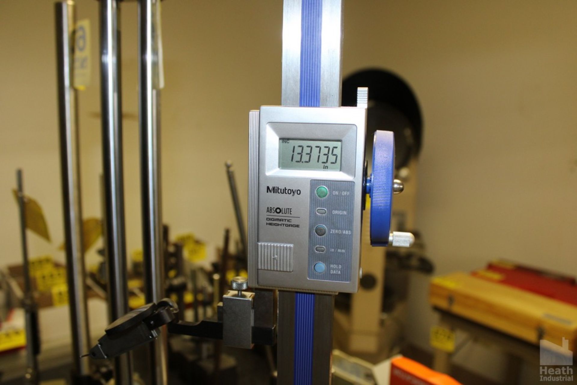 MITUTOYO ABSOLUTE DIGI DIGIMATIC 24" HEIGHT GAGE - Image 2 of 2